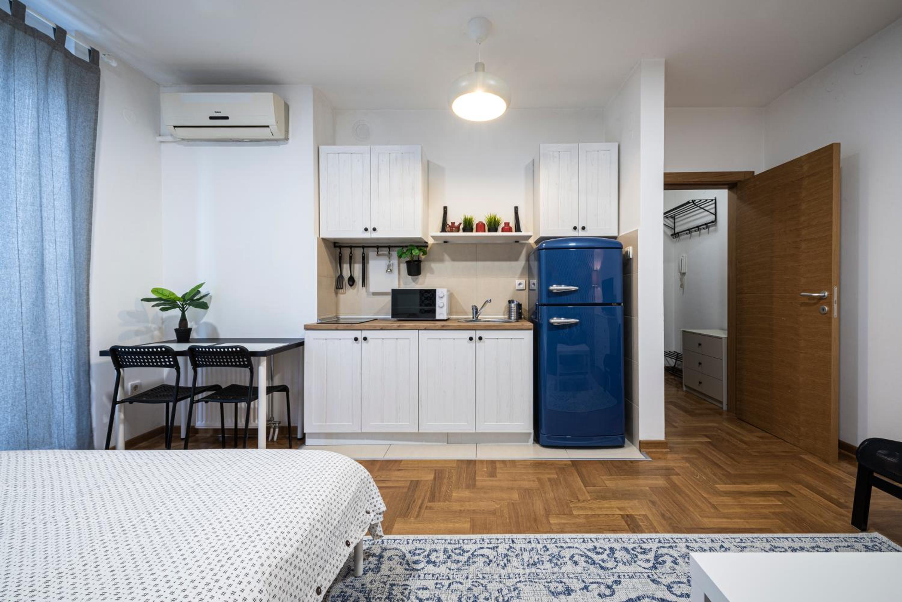 !PROMO! Сentral Safe n Sound Studio-Free private parking-Fast WI-FI view 3