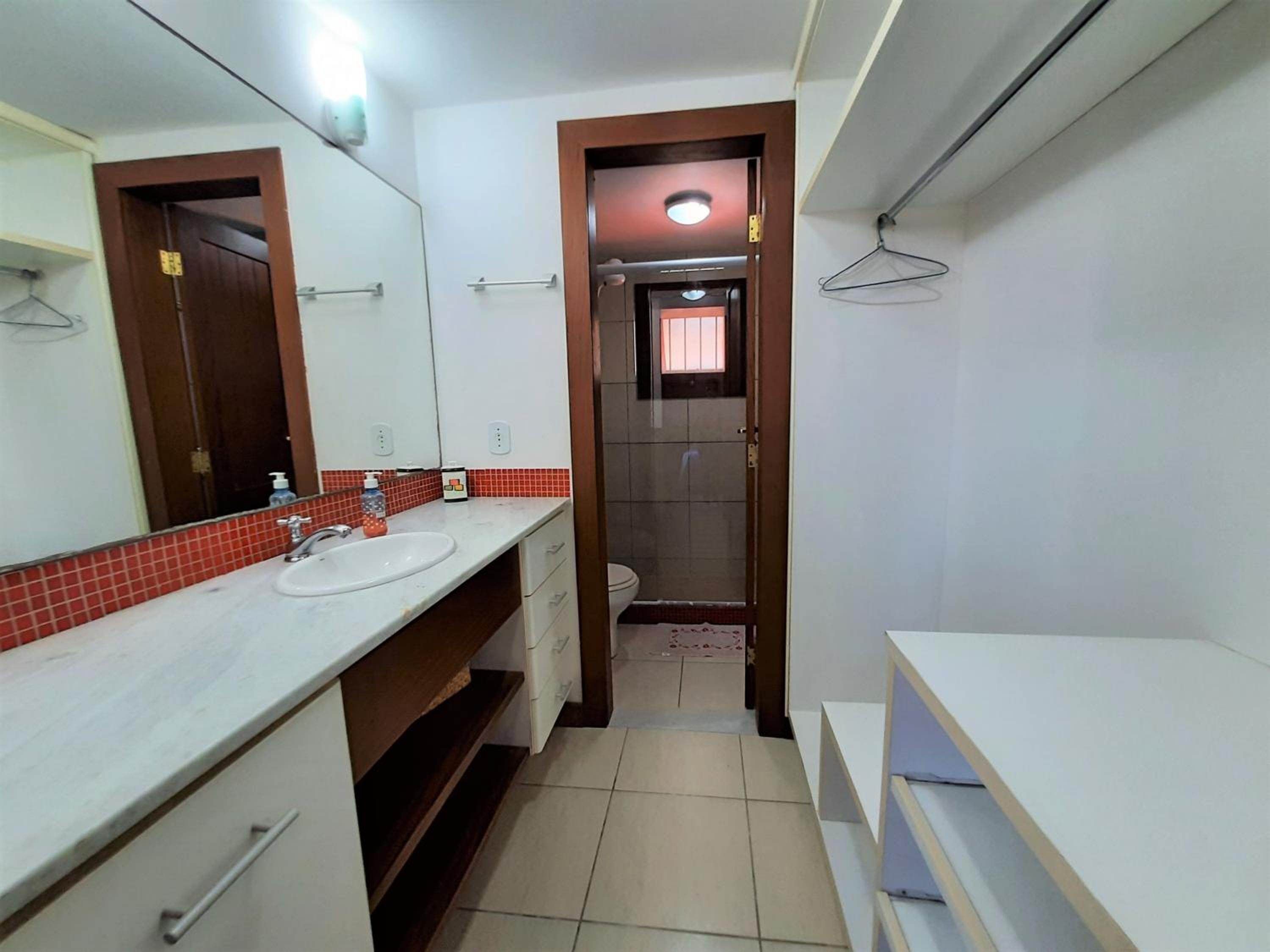 Casa e piscina privativa, vista para o mar em condomínio pé na areia