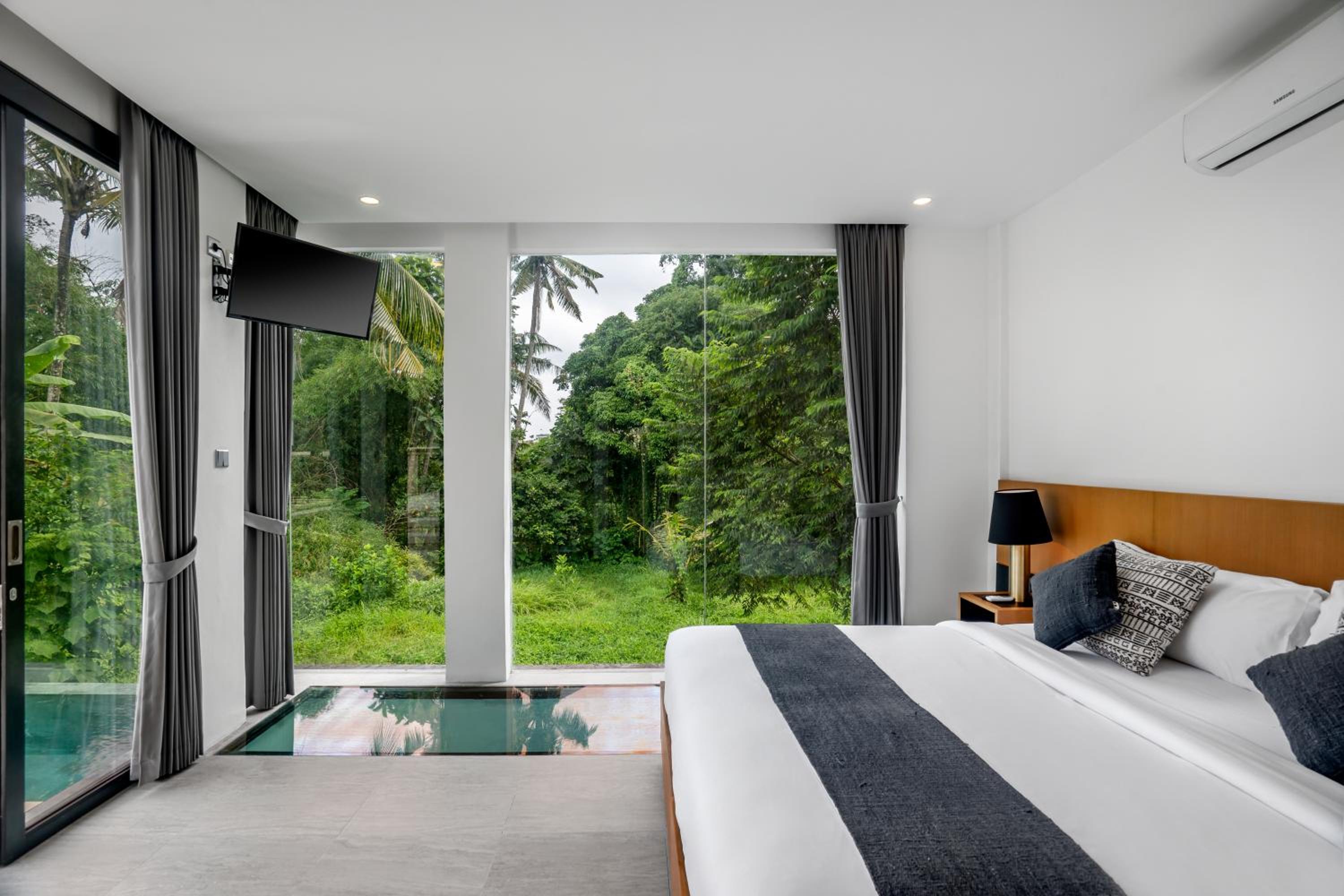Villa Green Paradise by BaliSuperHost view 5