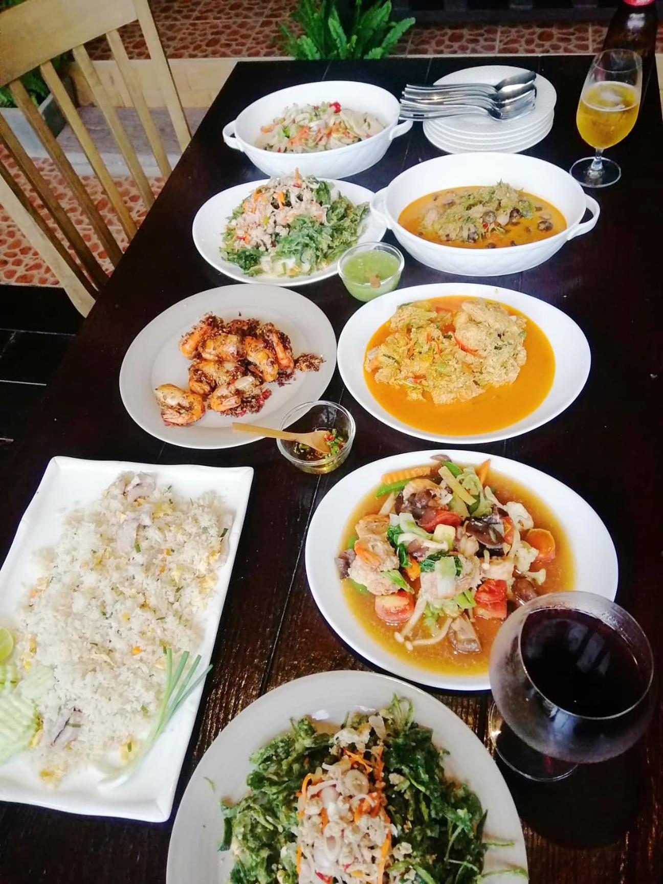 dining