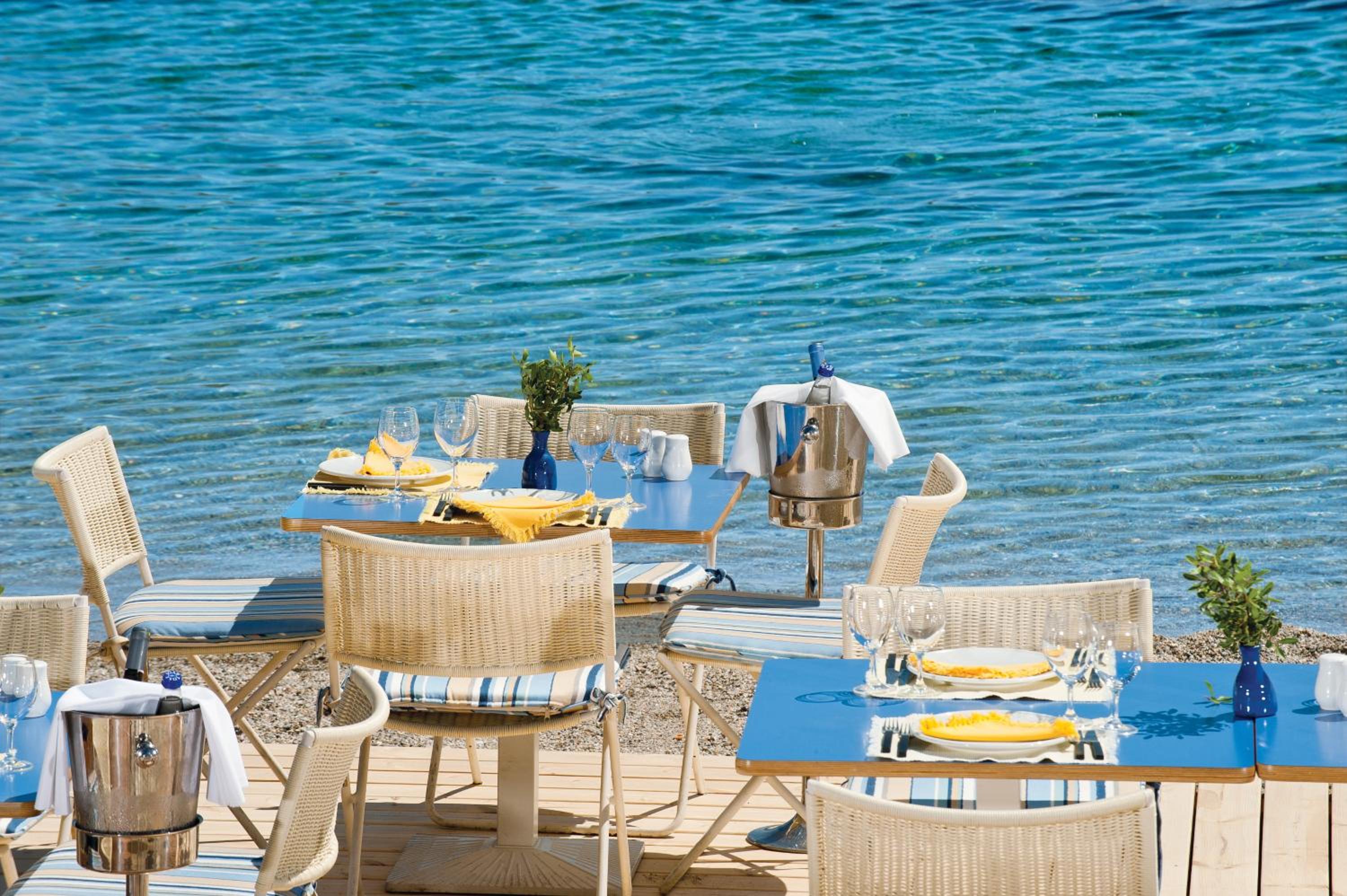 Grand Resort Lagonissi