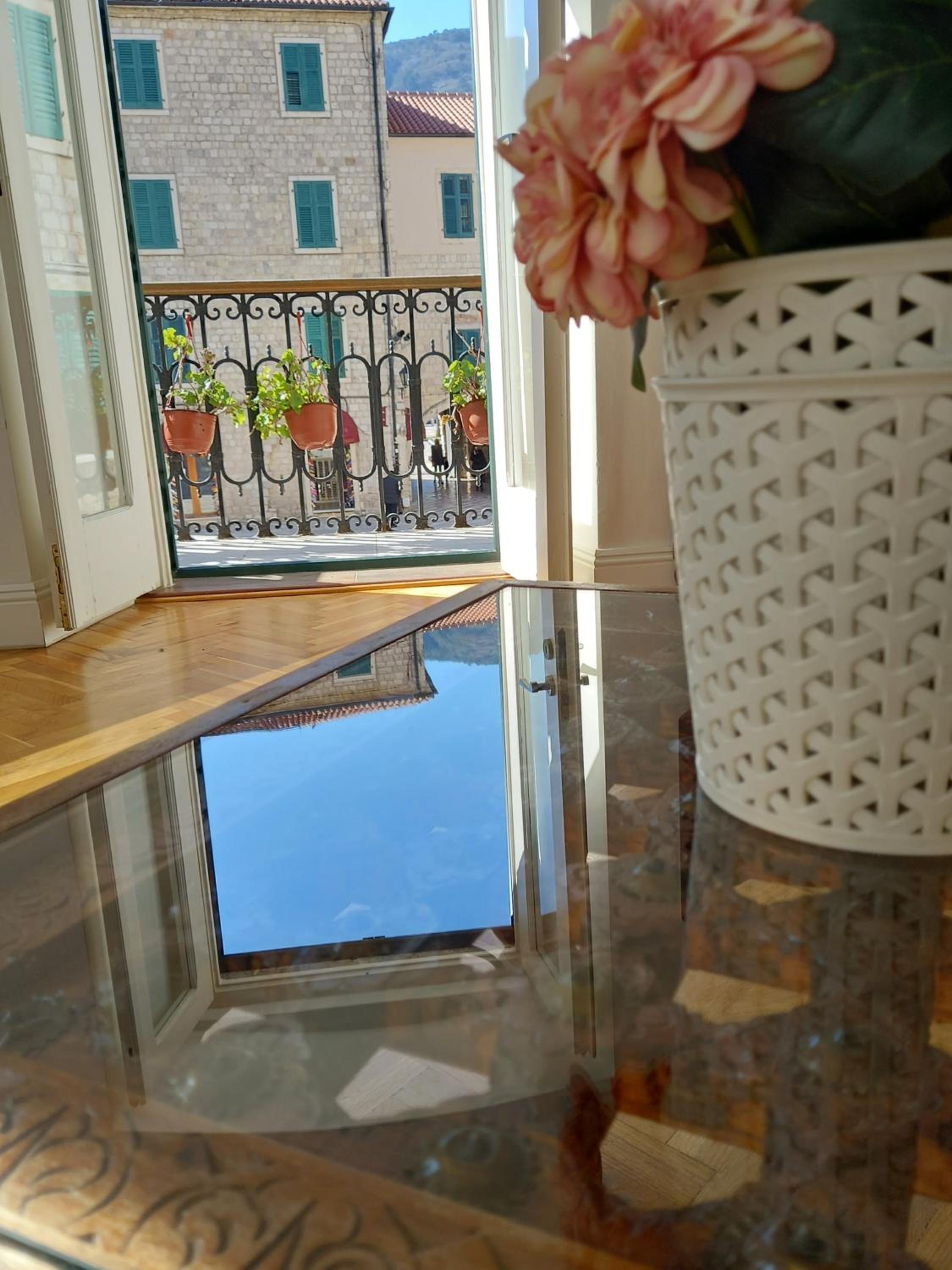 Old Town Sea Gate Apartment view 4