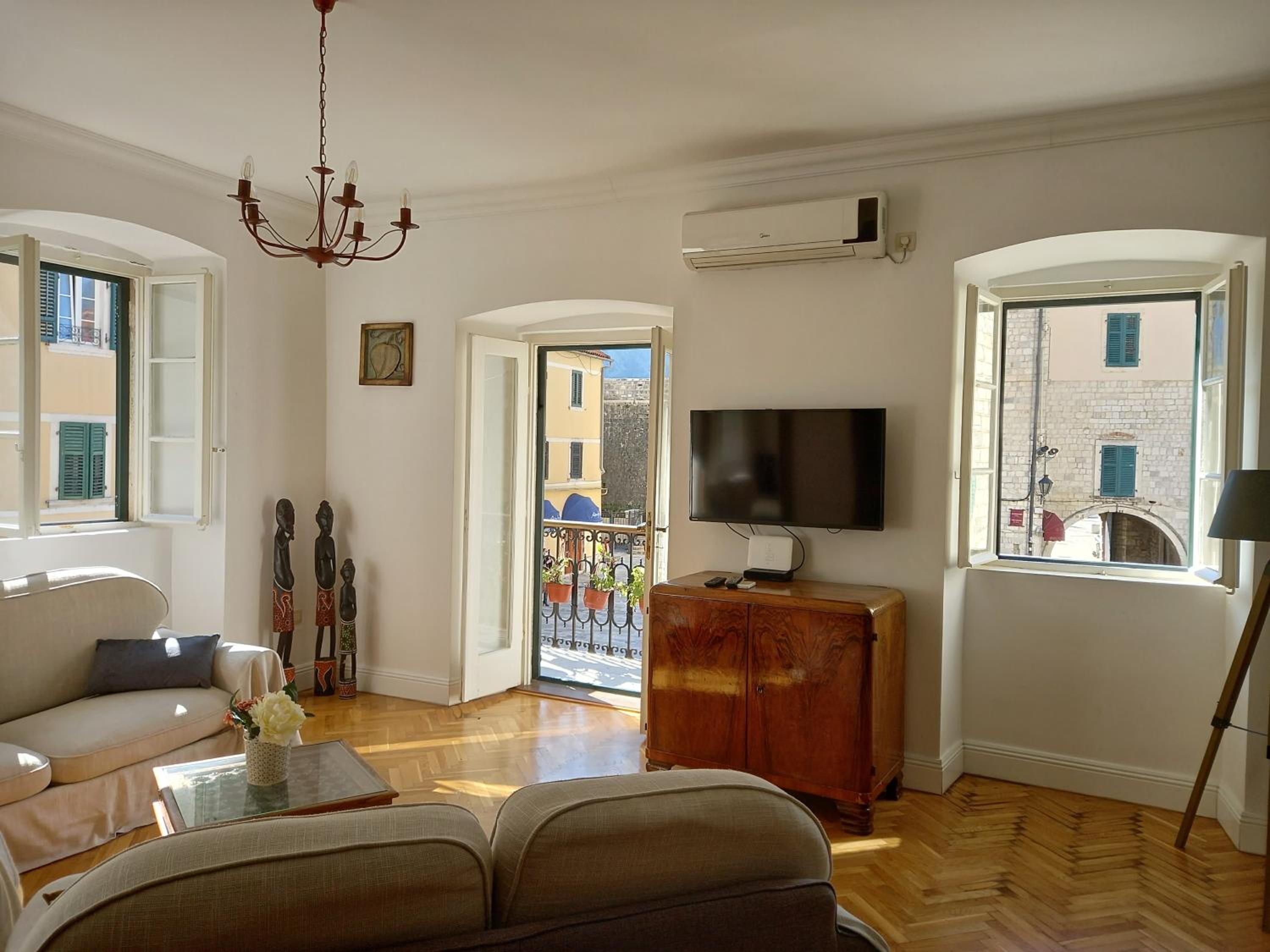 Old Town Sea Gate Apartment view 5