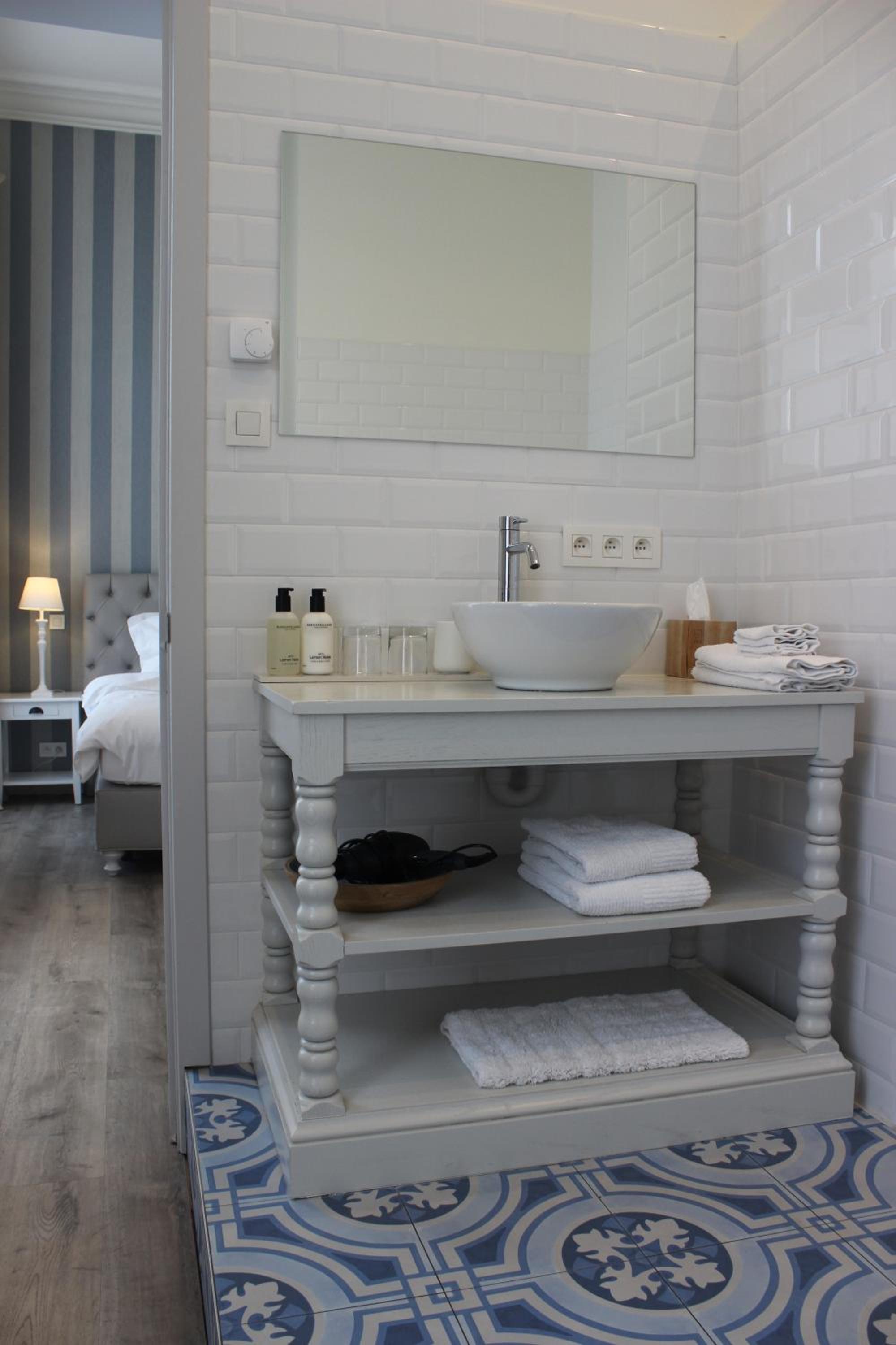 The Hamptons Boutique Hotel