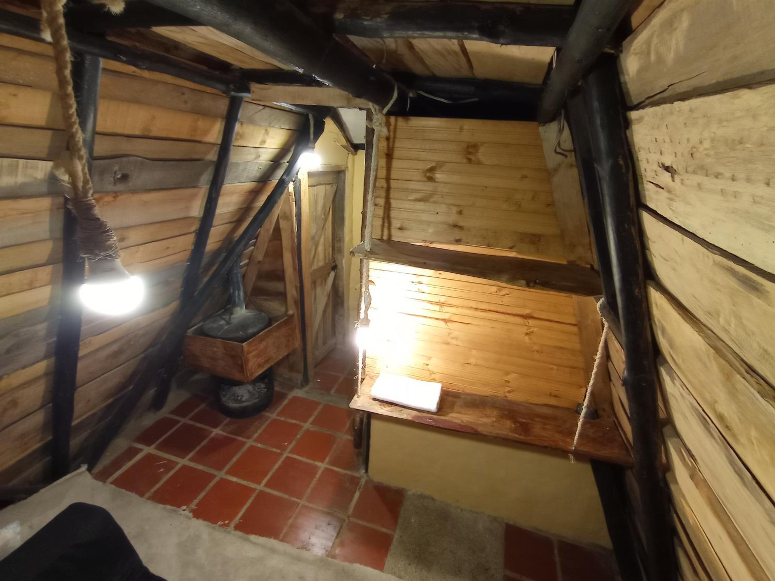 Photo 20