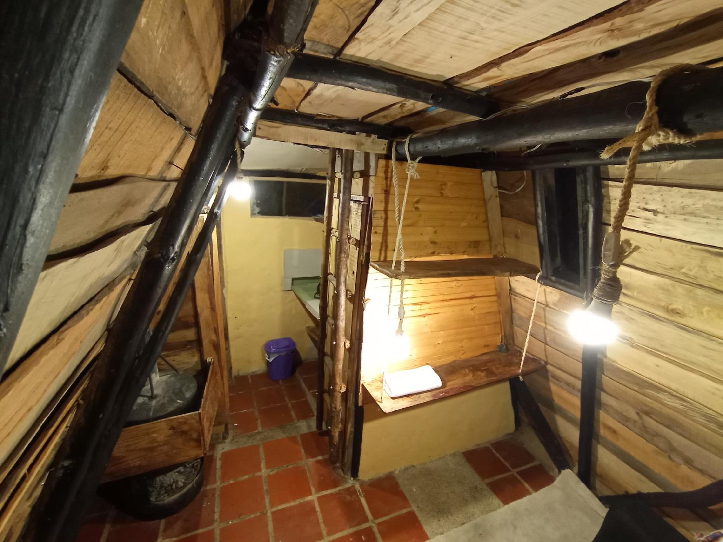 Photo 25
