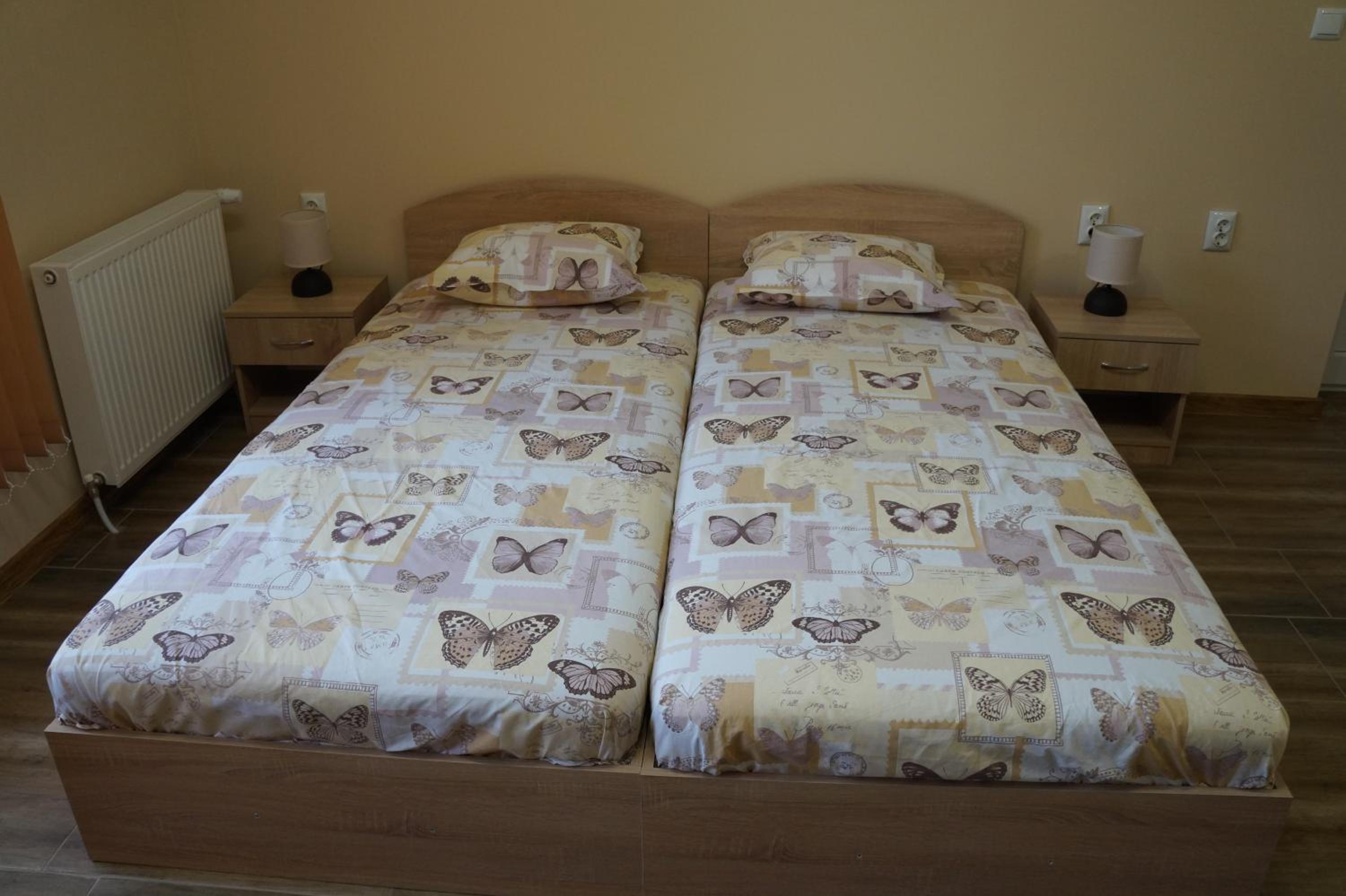 Photo 6