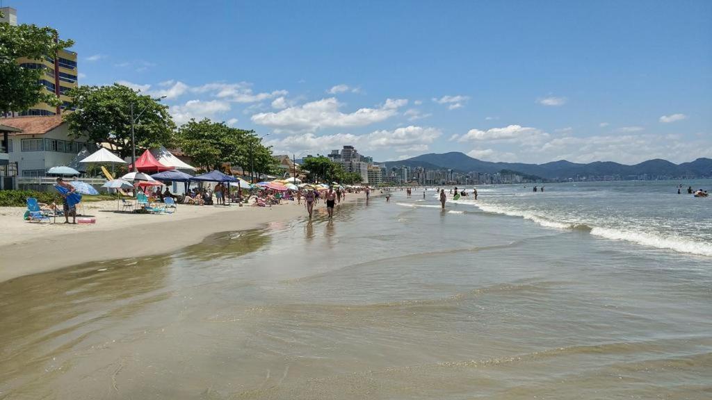 Apto Frente Mar view 2