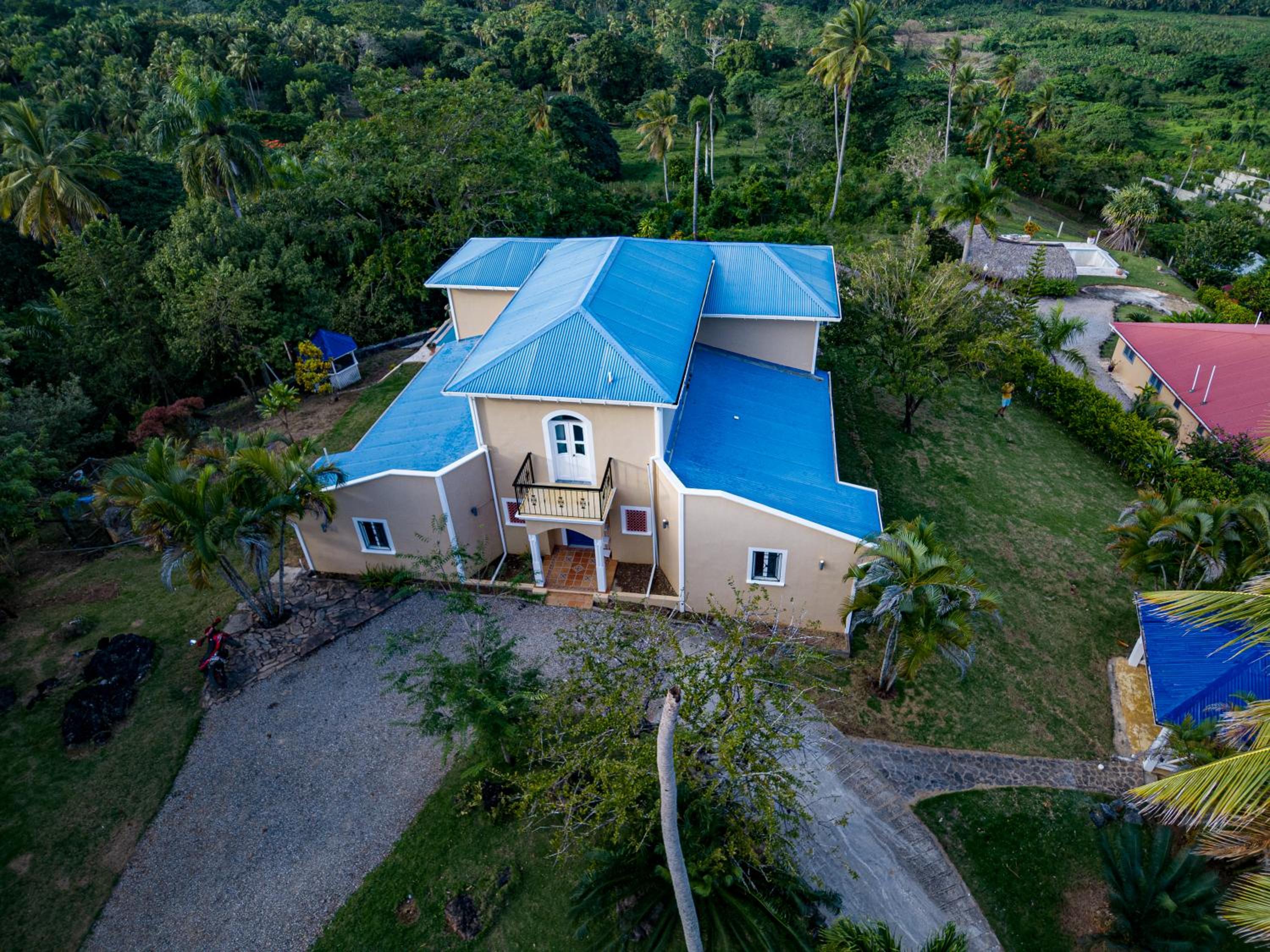 Lutix Village