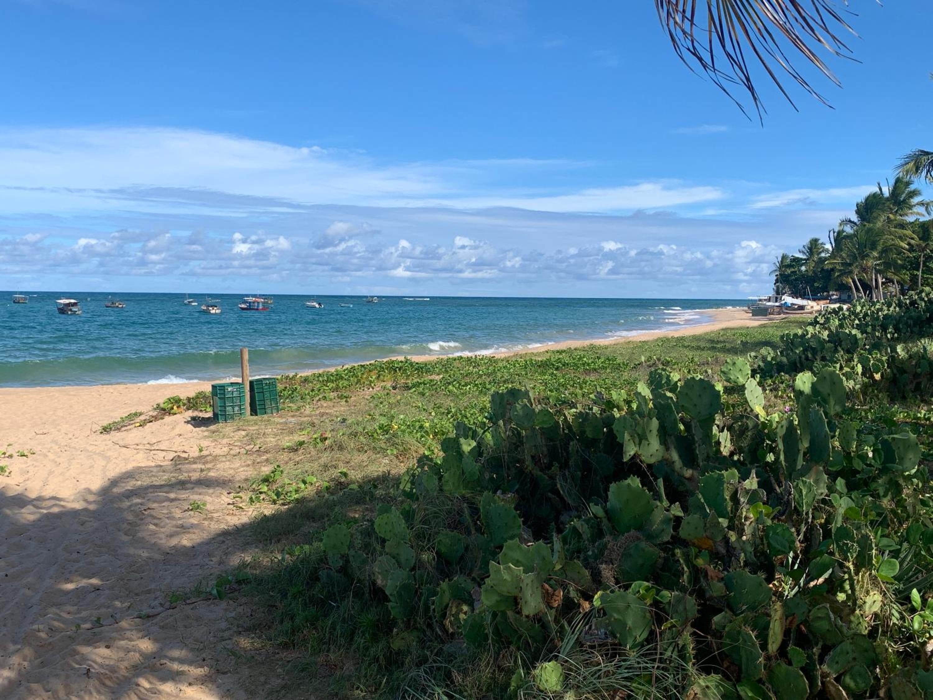 Village, 2 suítes, pé na areia, praia da espera