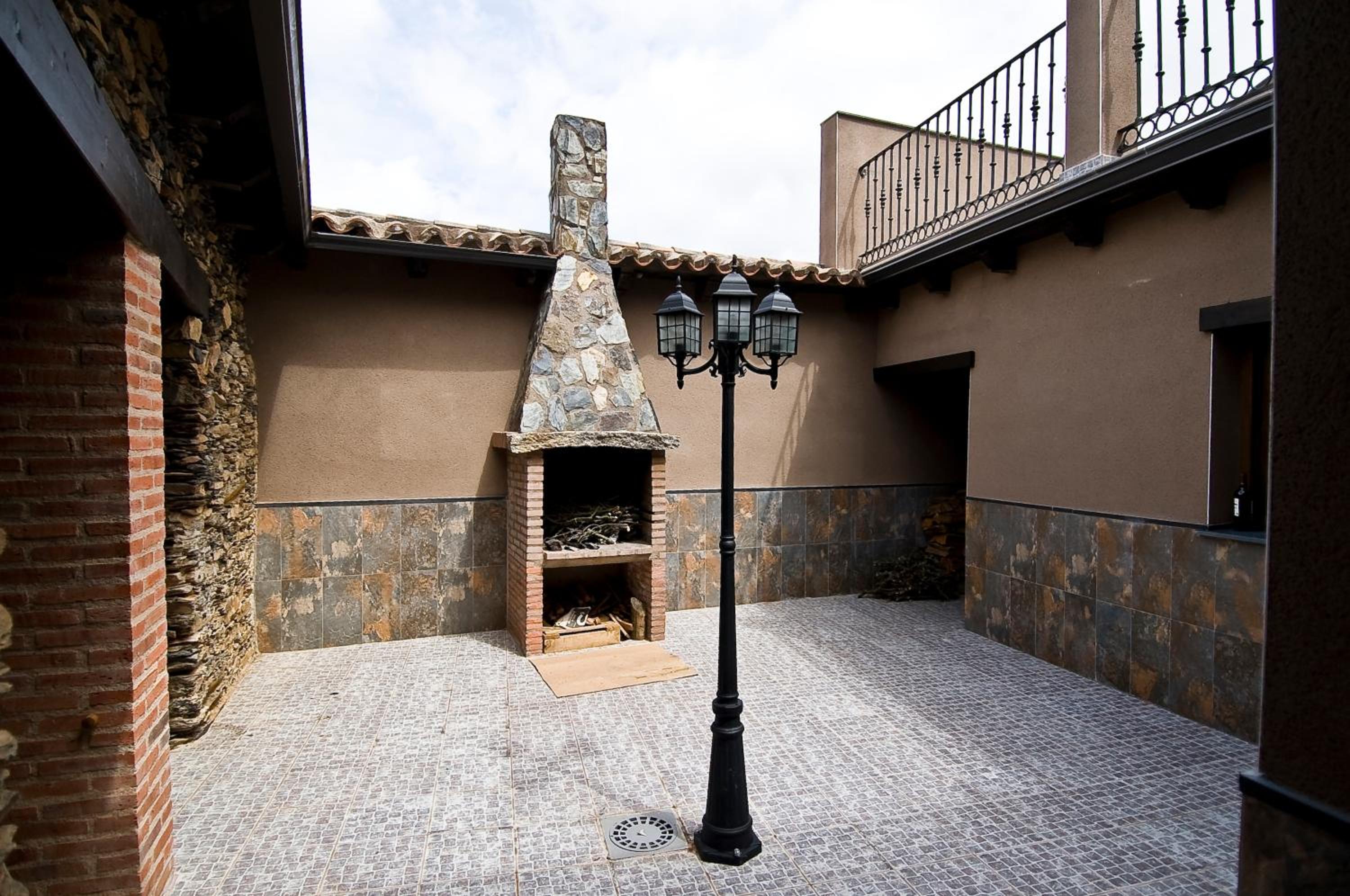 Casa Rural Aquilamas view 4