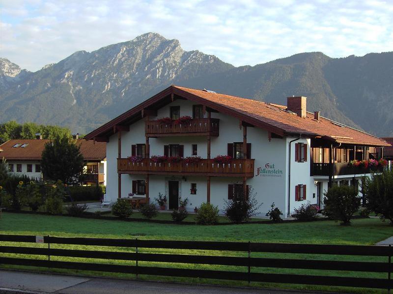Gut Fallenstein view 3