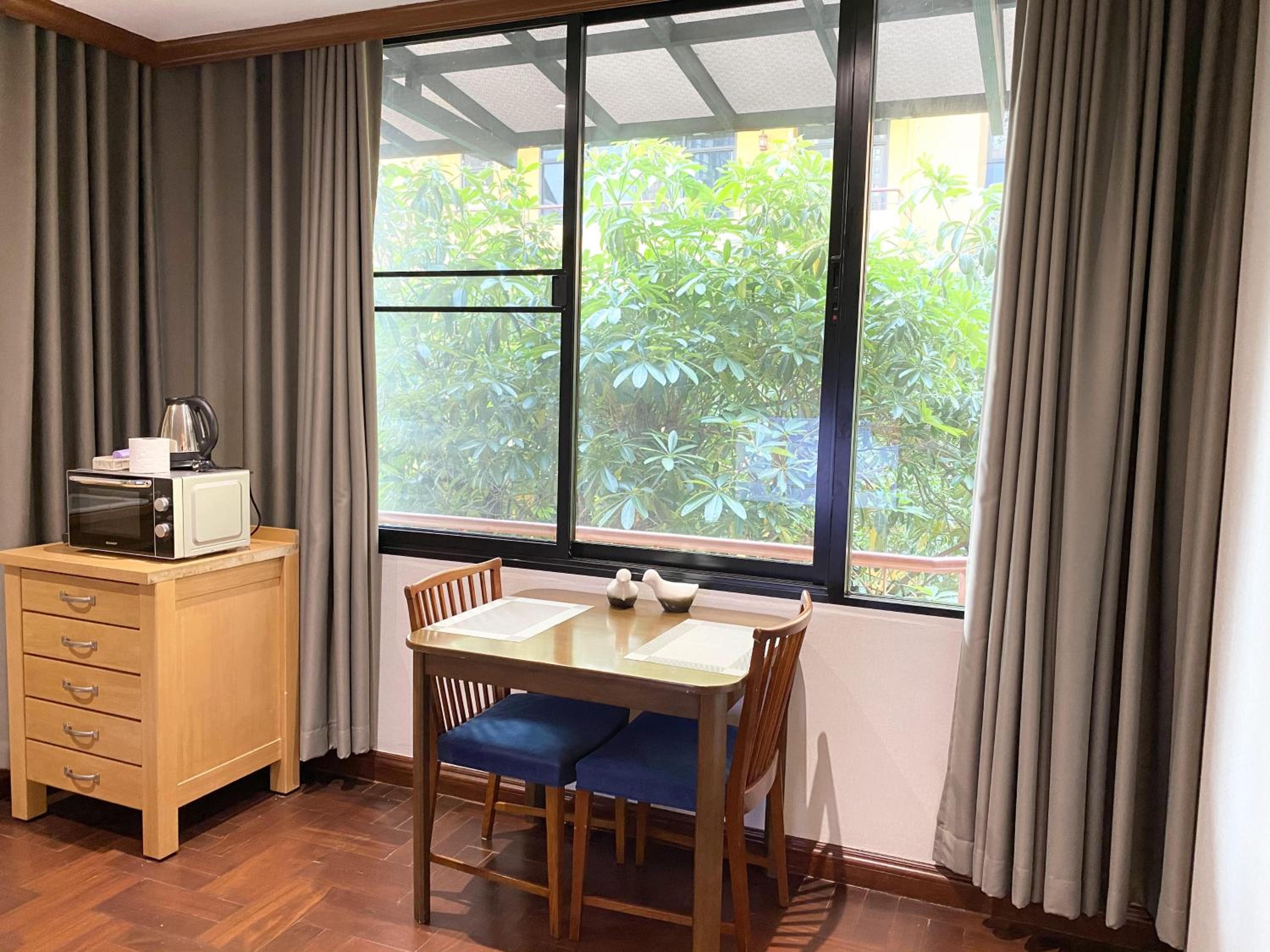 NT Place Sukhumvit Suites