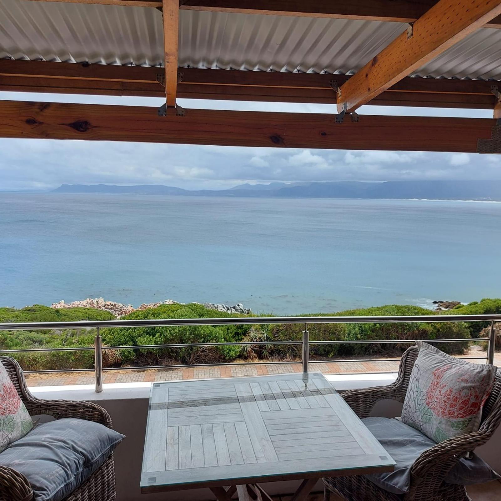 Kleinzee Oceanfront Guesthouse