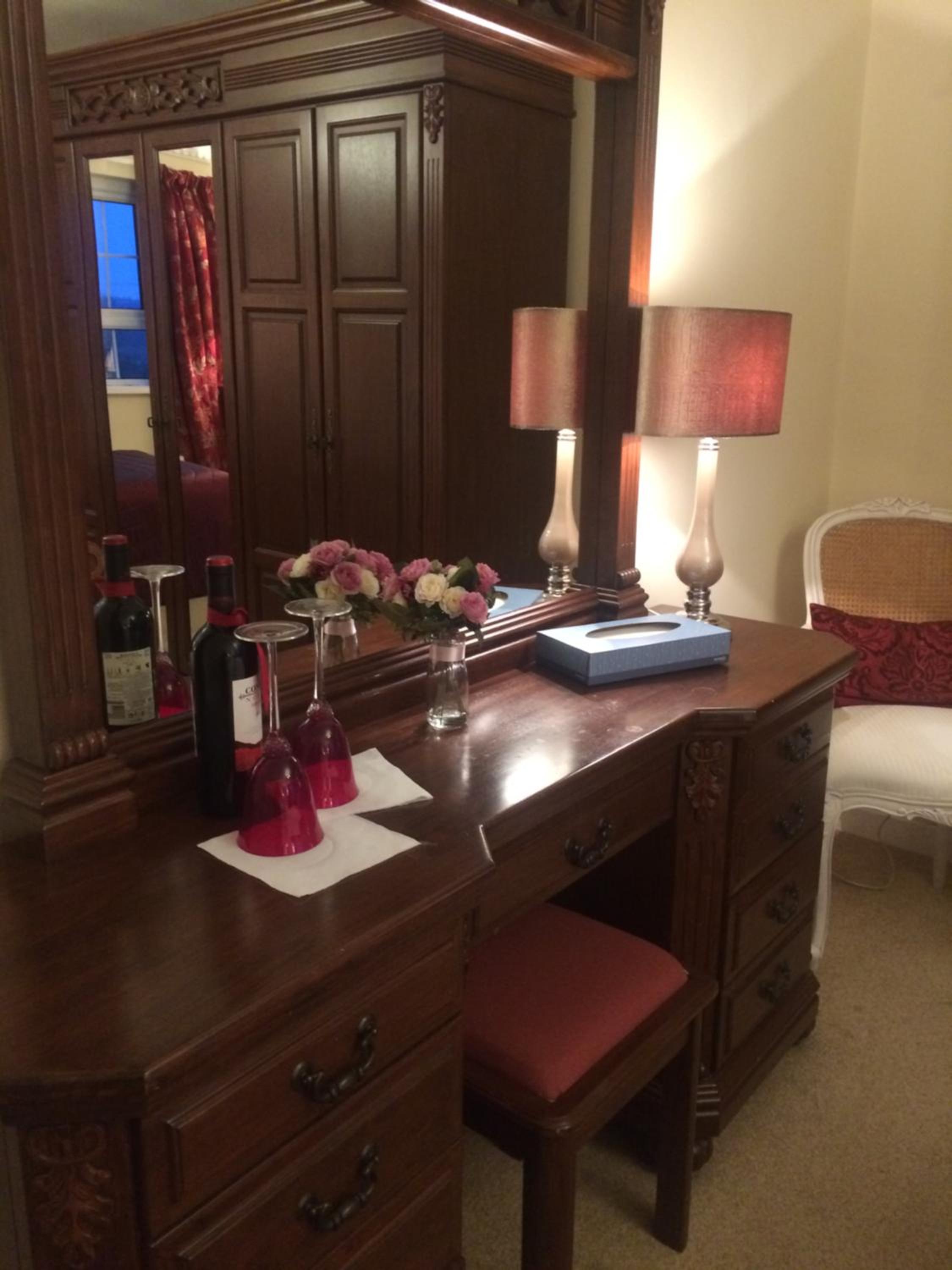 Hillcrest farmhouse Bed & Breakfast