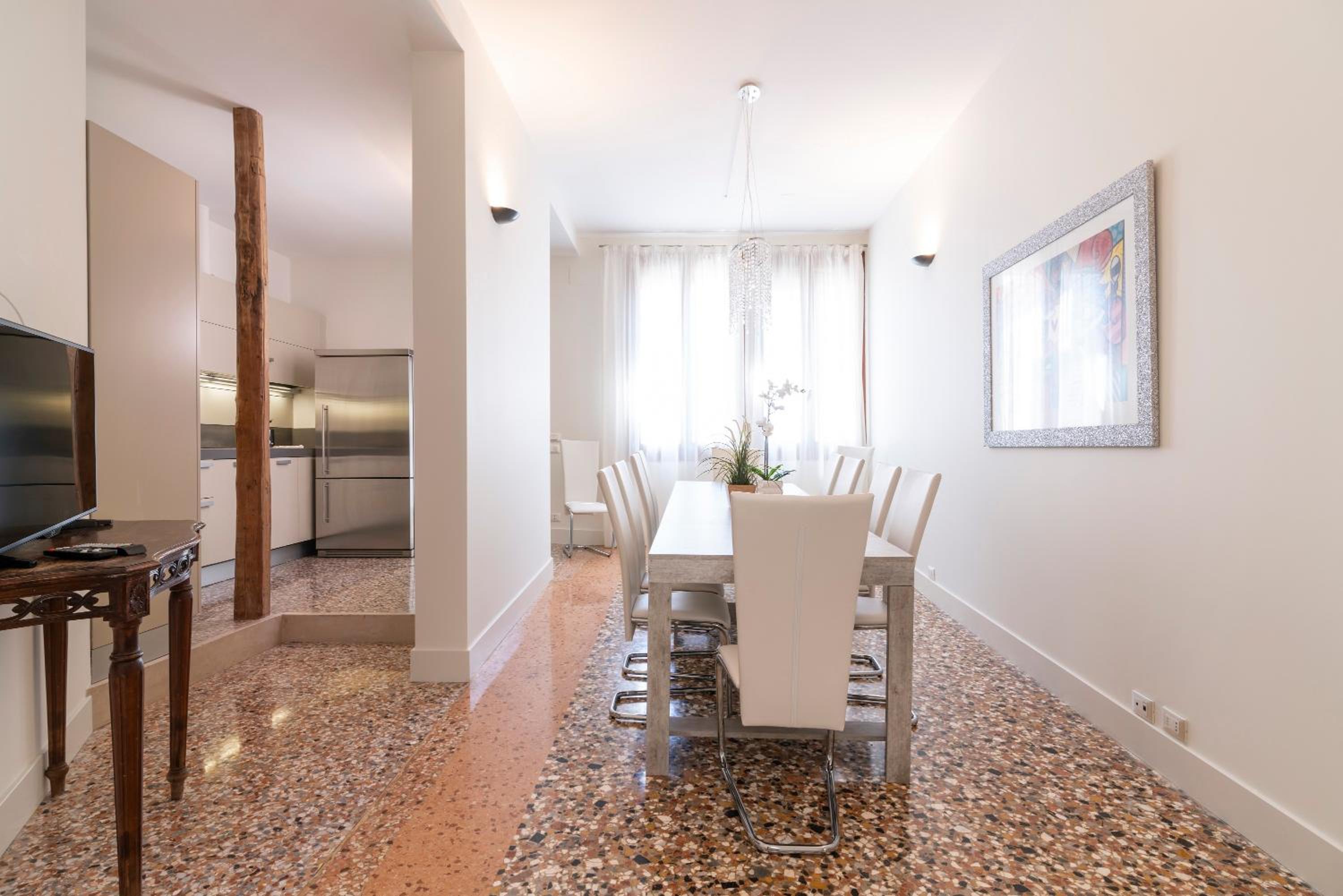 Casanova Deluxe Apartment by Wonderful Italy