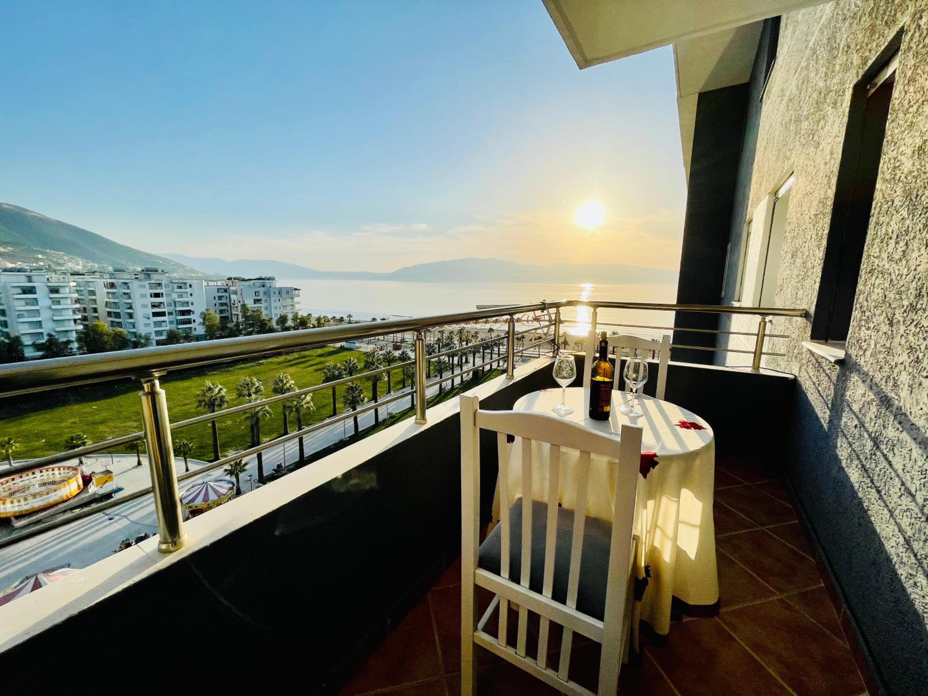 Noa Apartments