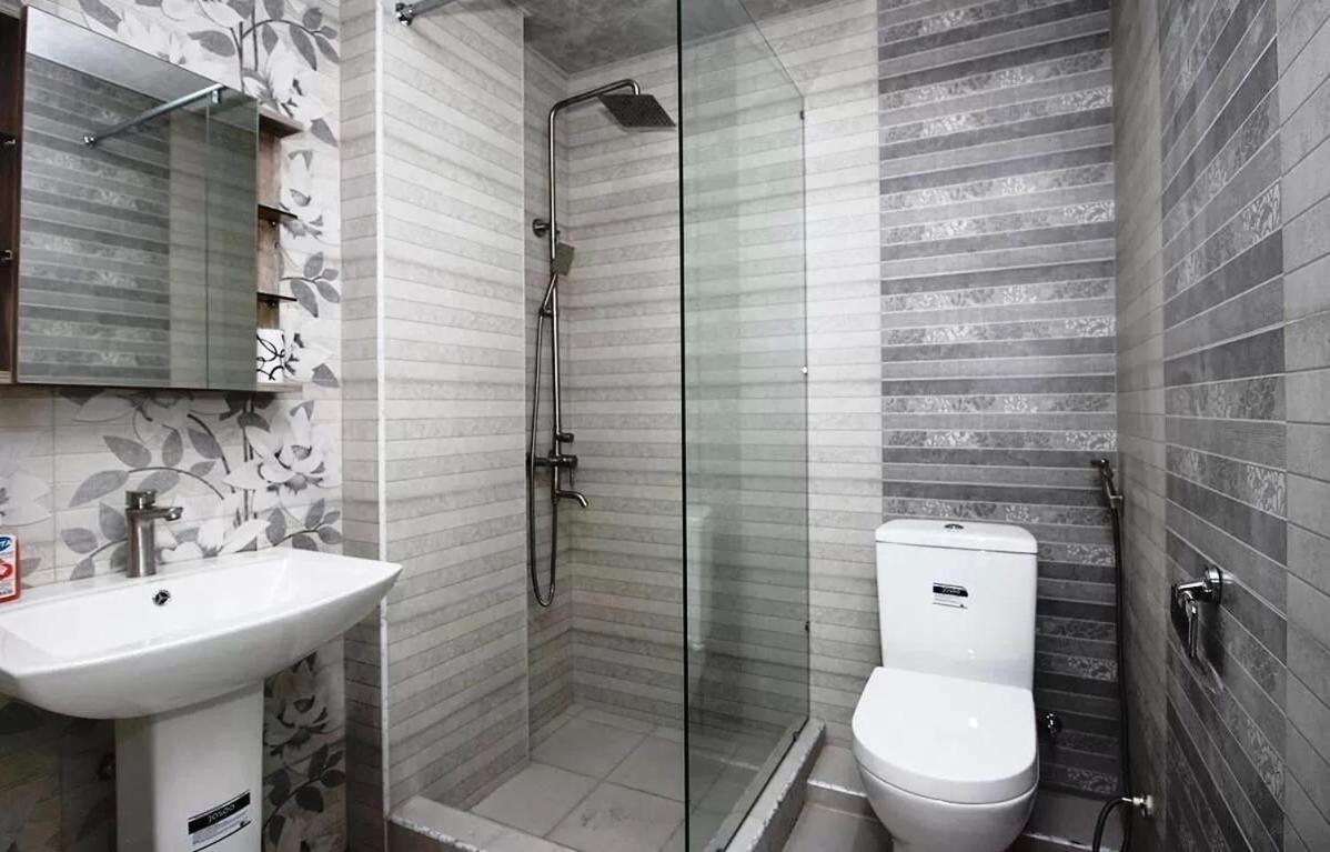Studio Apartment in Yerevan and Tours in Armenia