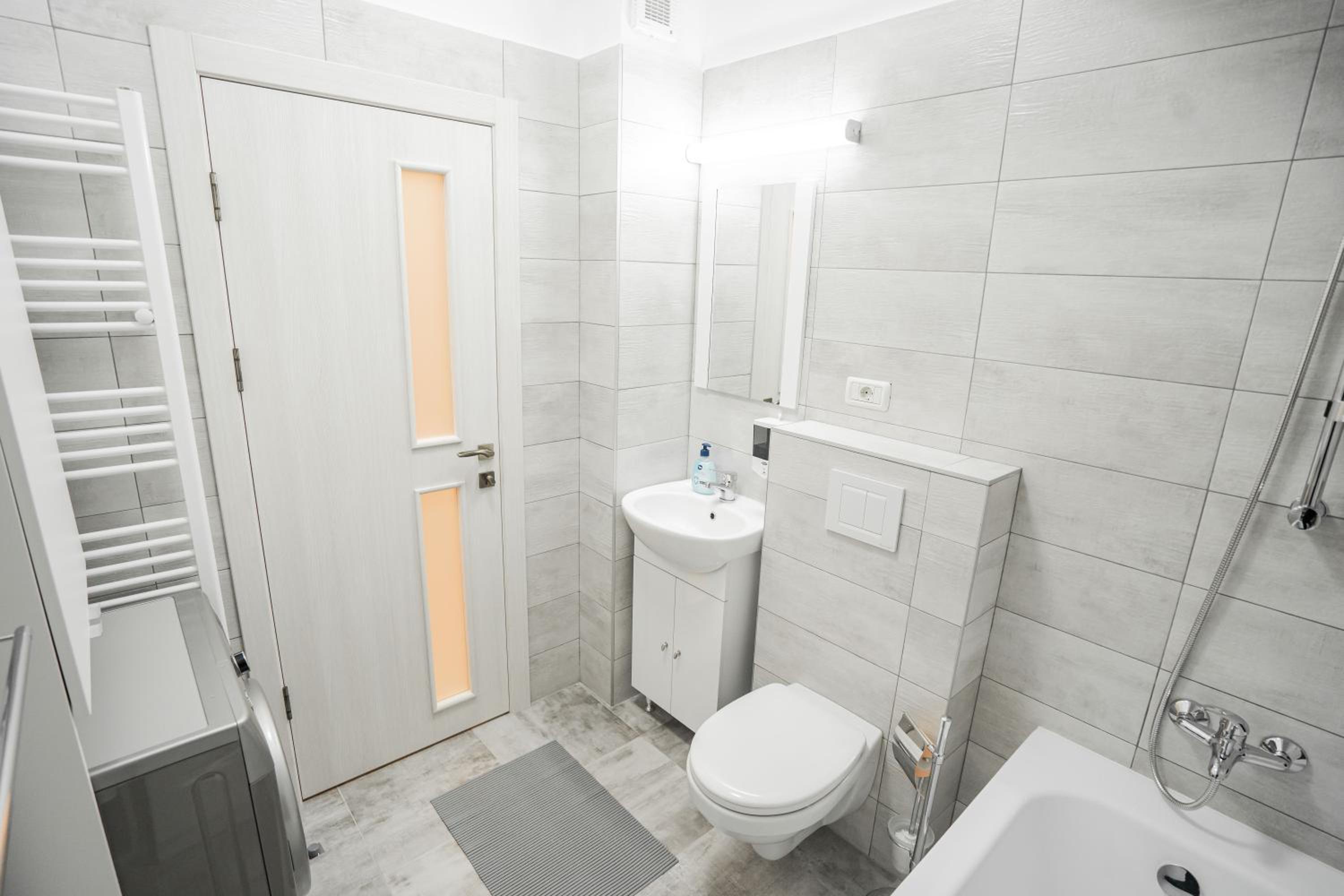 Central Tower Apartments view 5