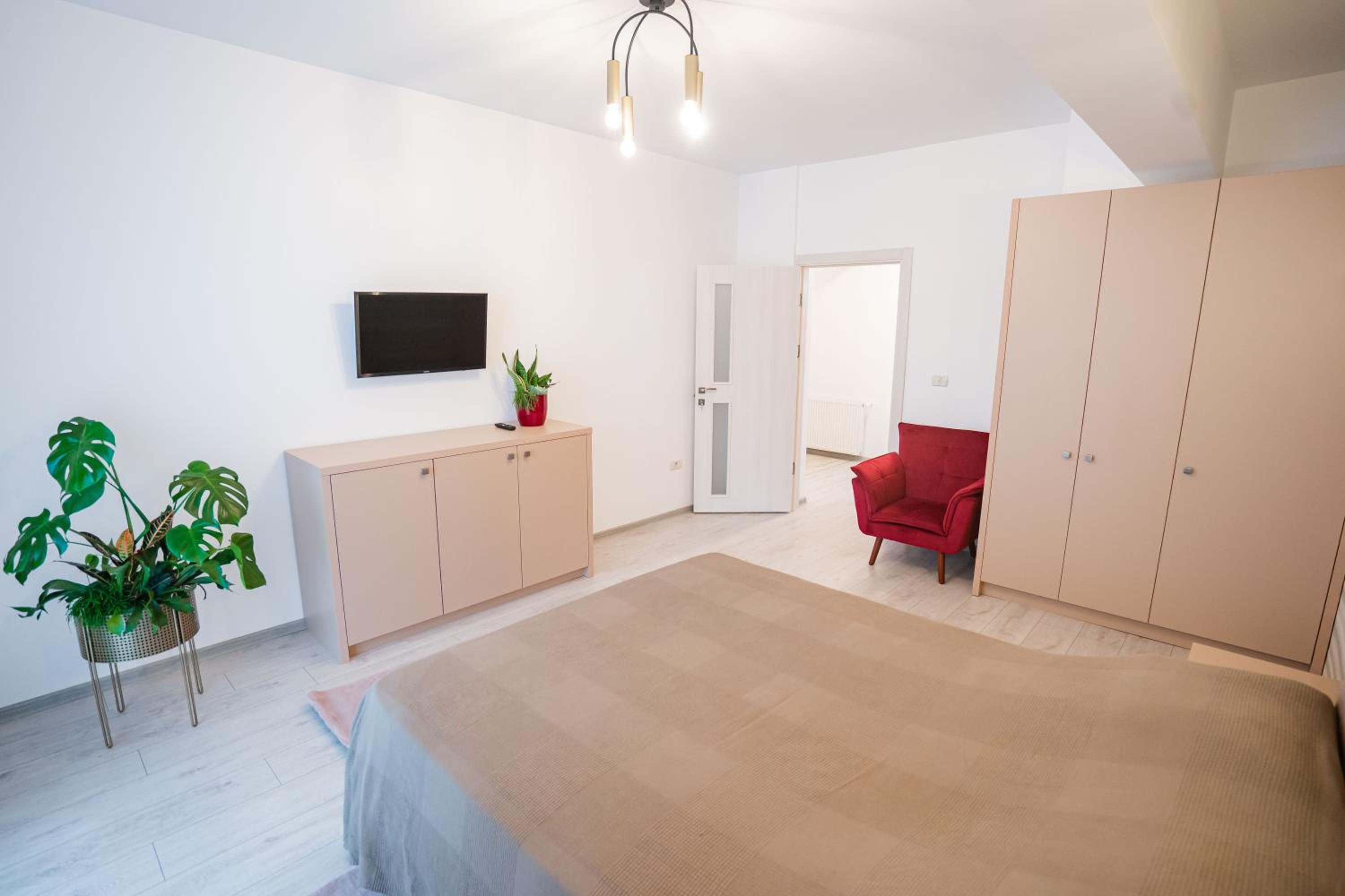Central Tower Apartments view 4