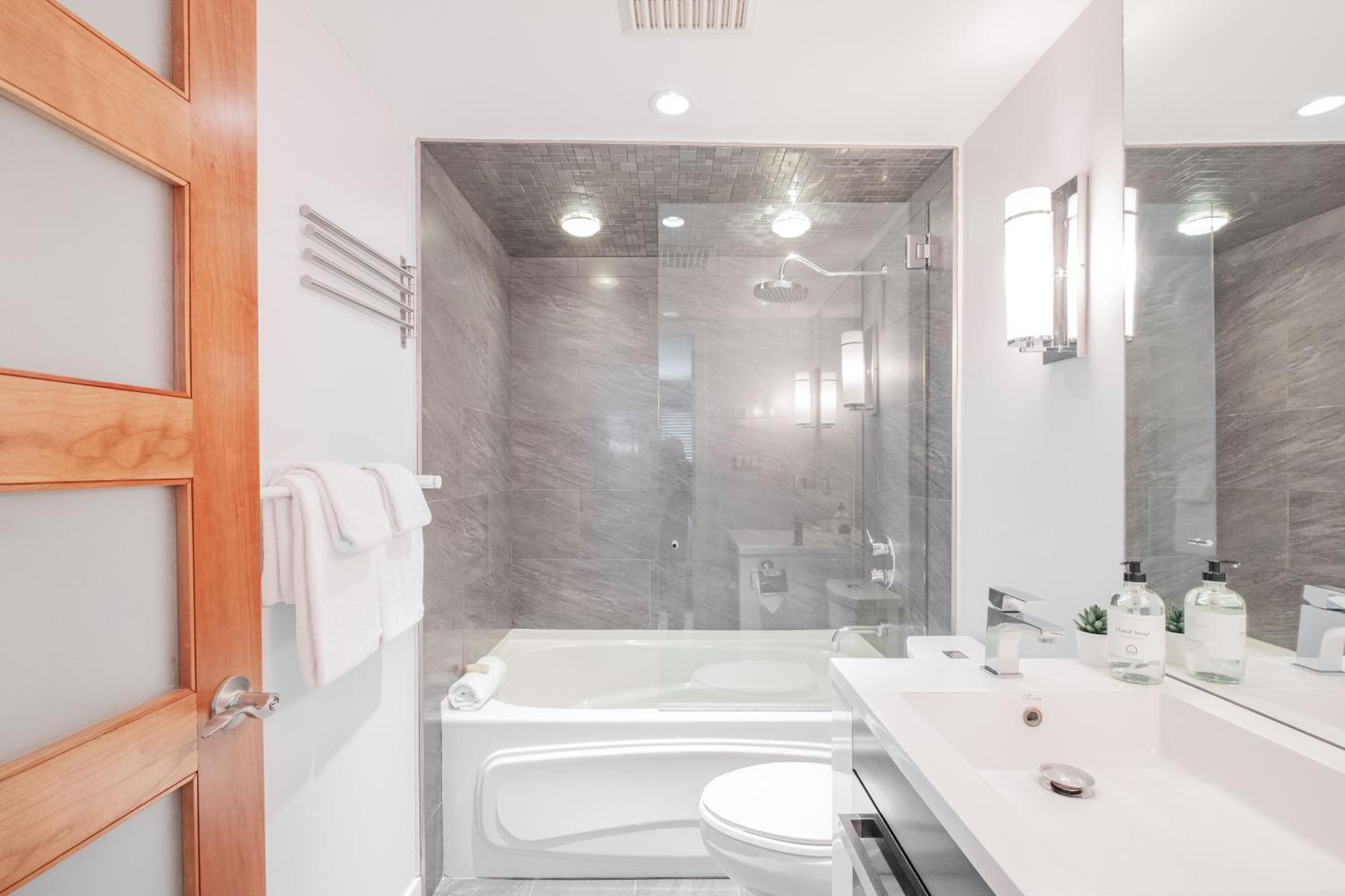 Eagle Lodge 225 by Outpost Whistler