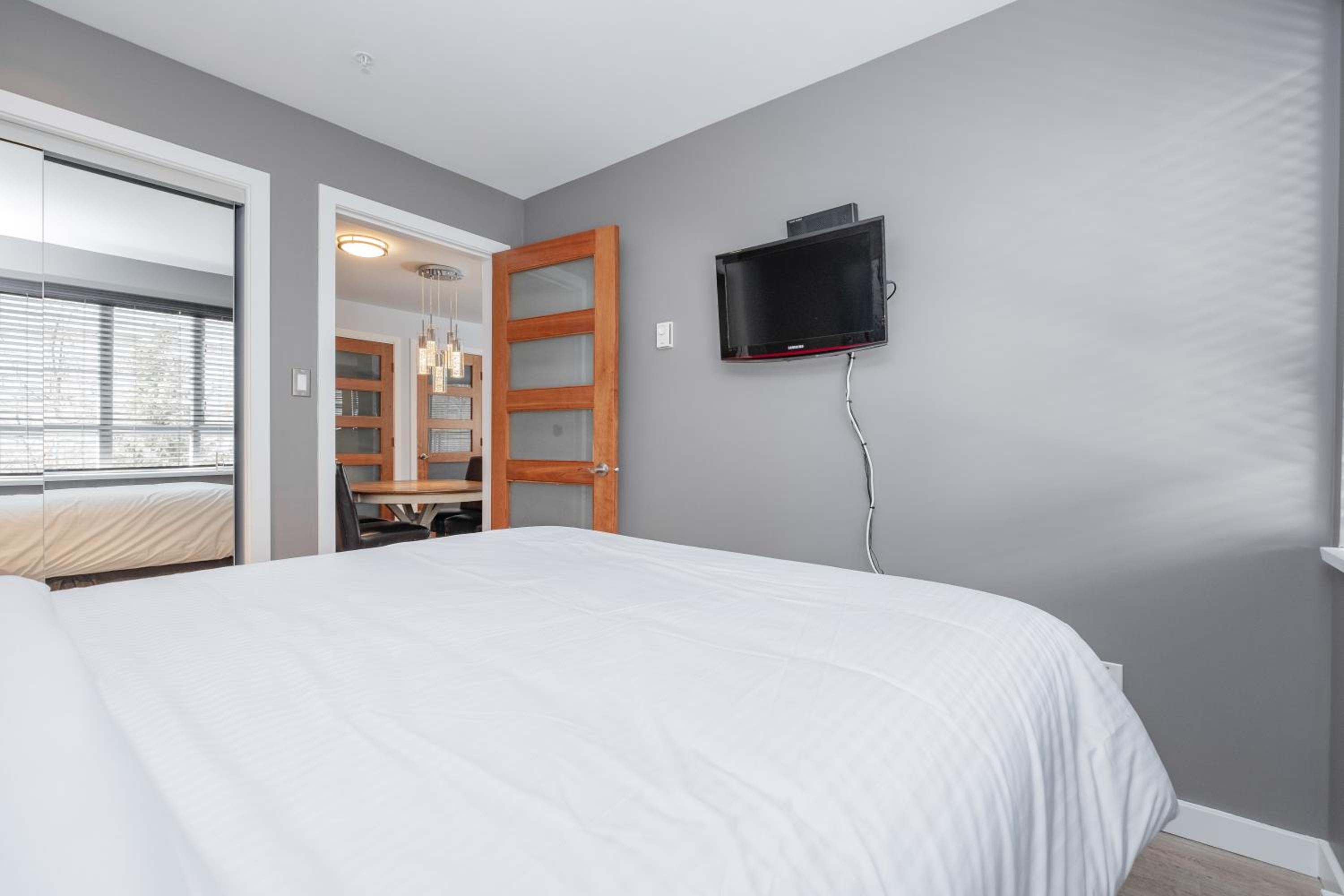 Eagle Lodge 225 by Outpost Whistler