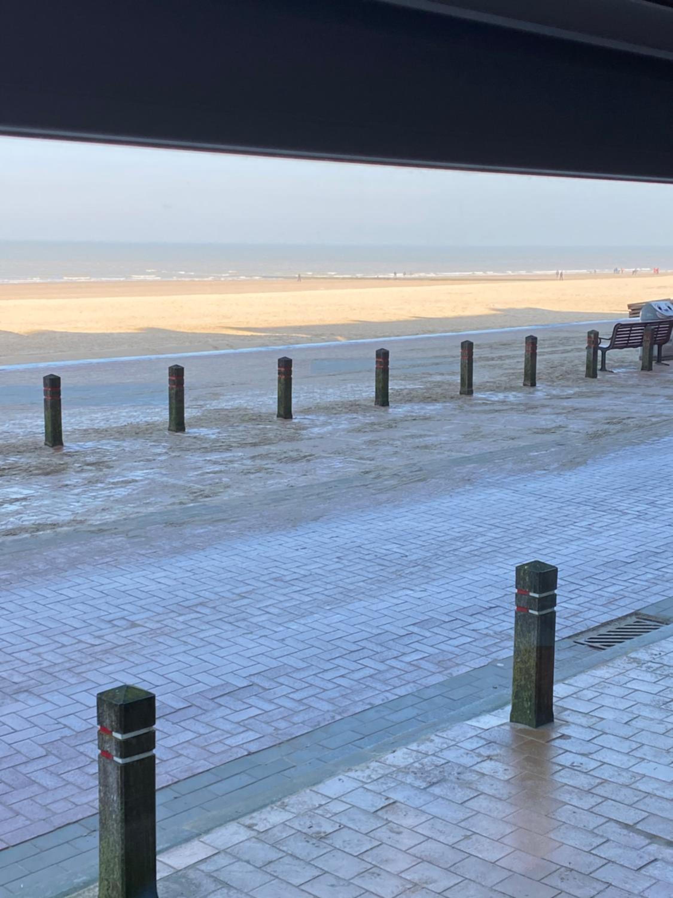 appartement aan zee view 3