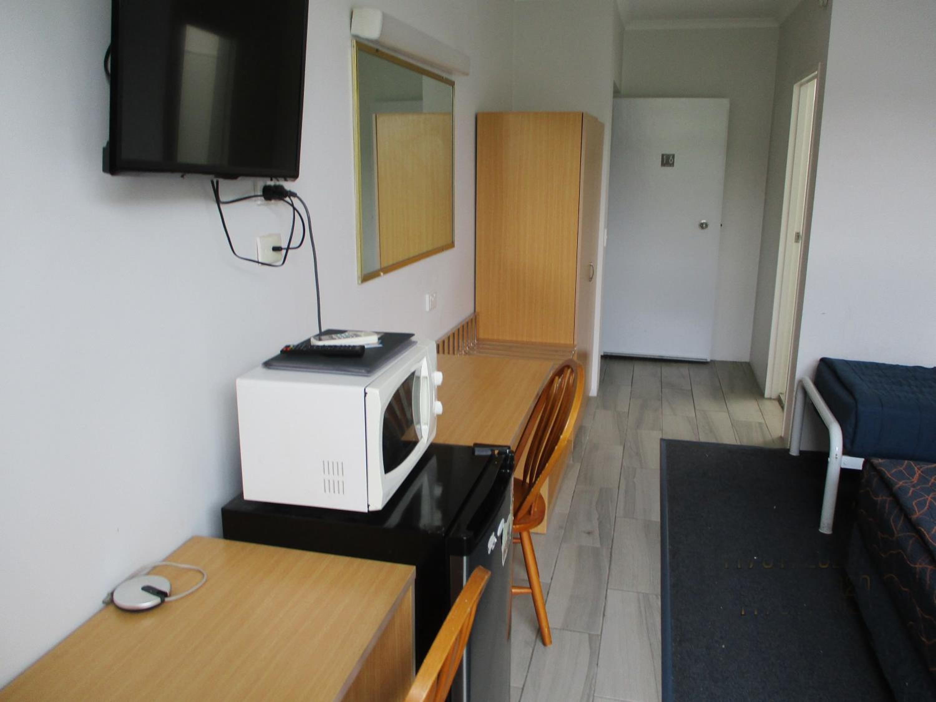 Airway Motel