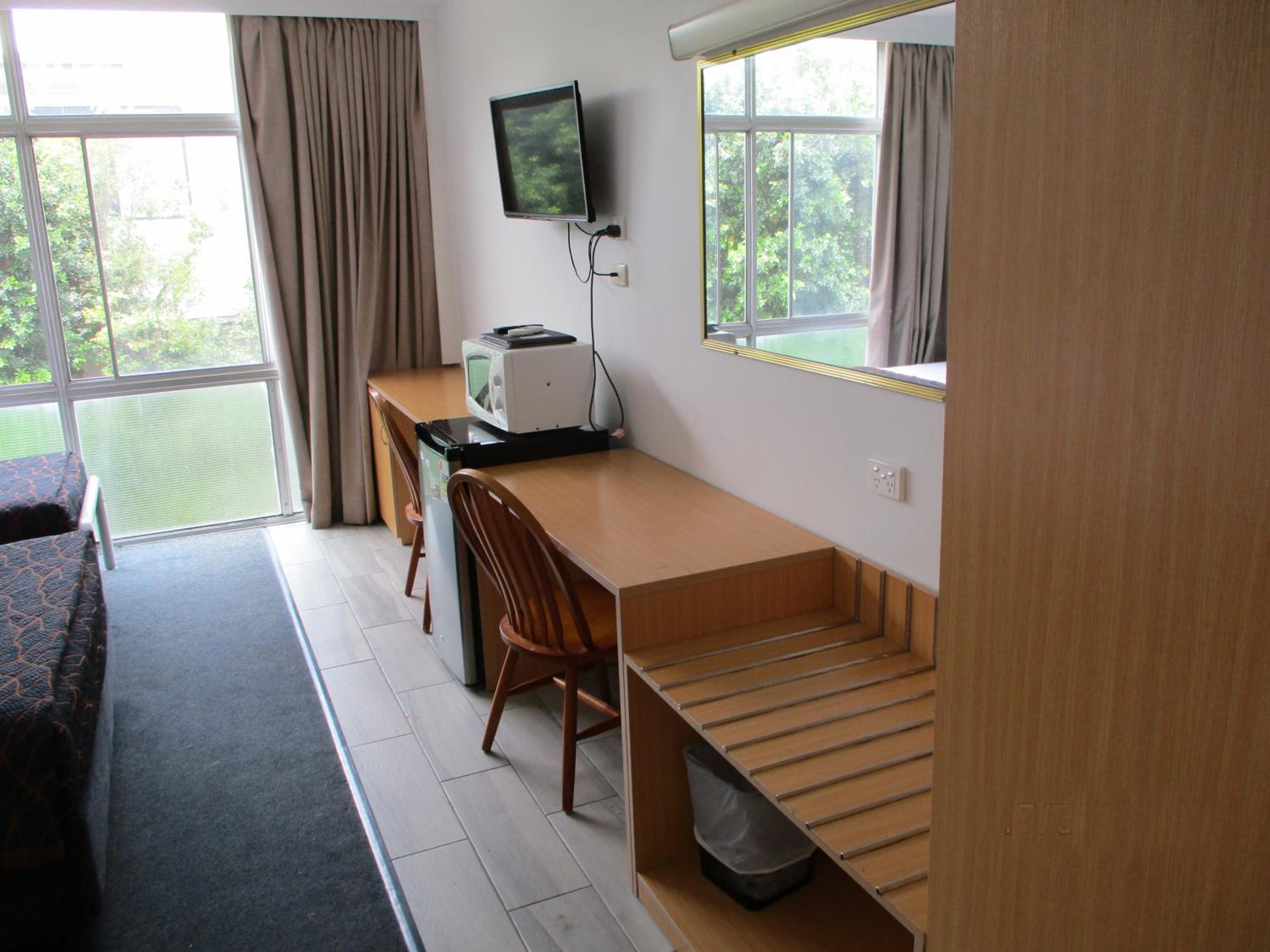 Airway Motel