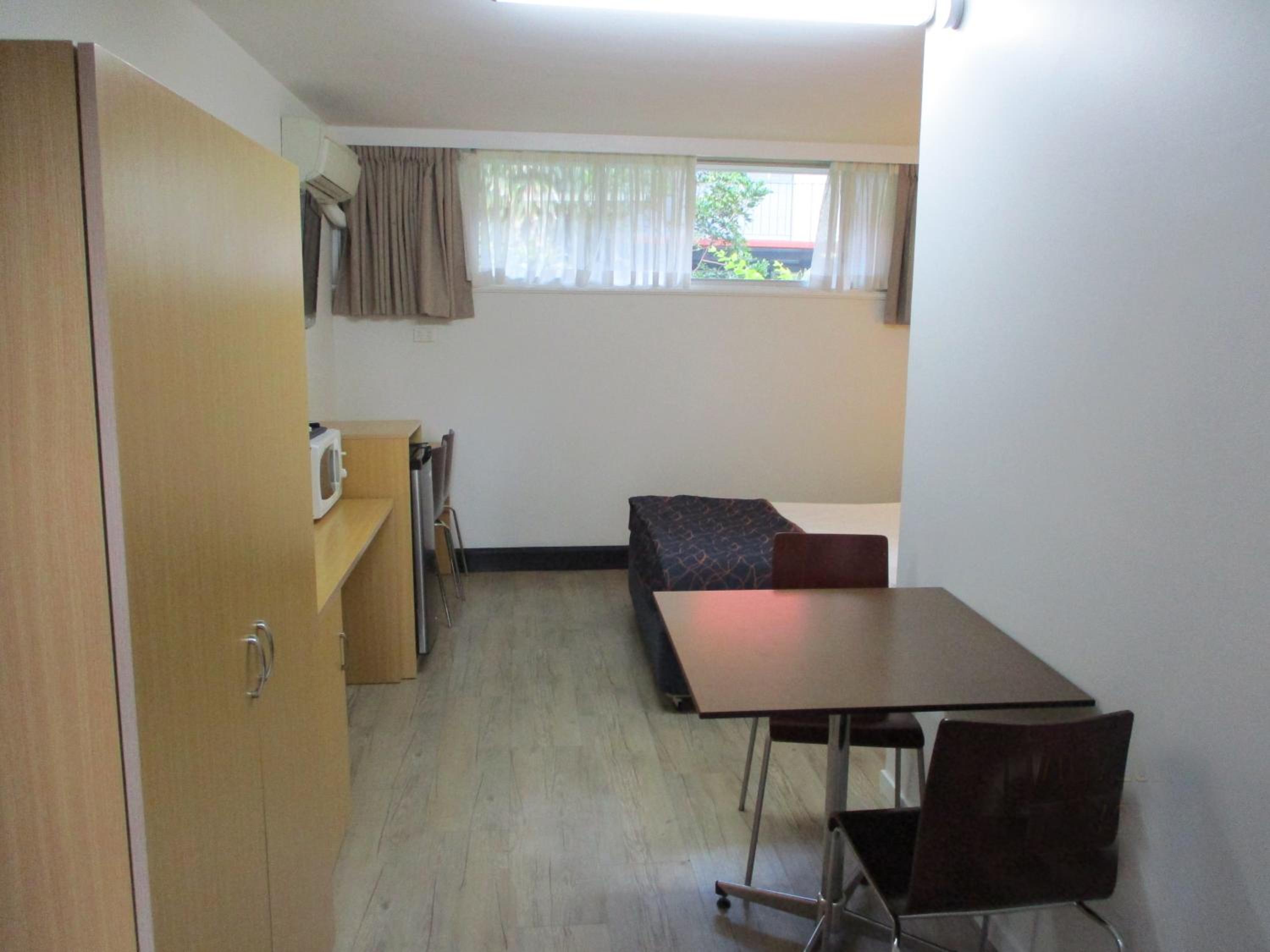 Airway Motel