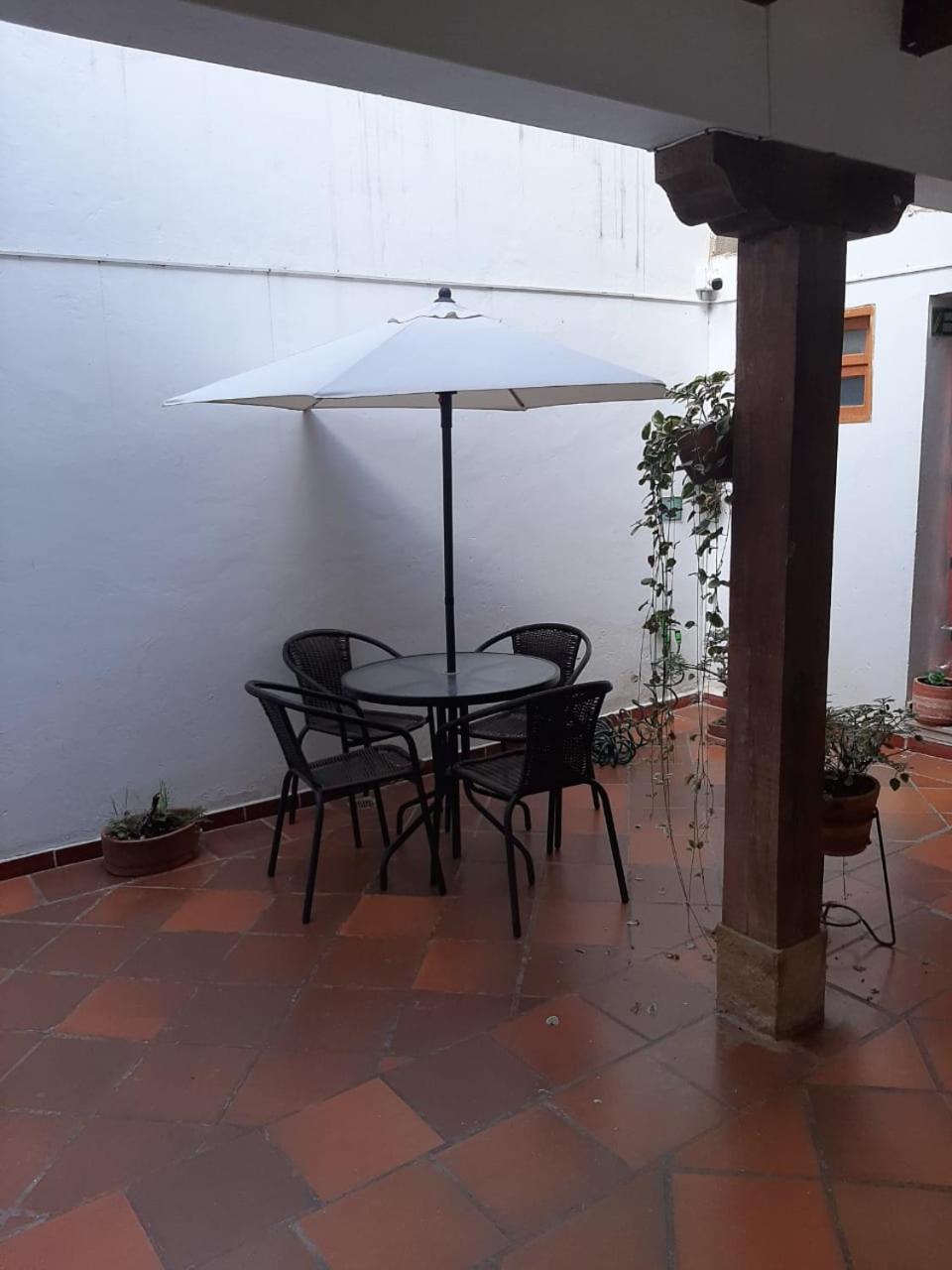 Cemandy Hostal