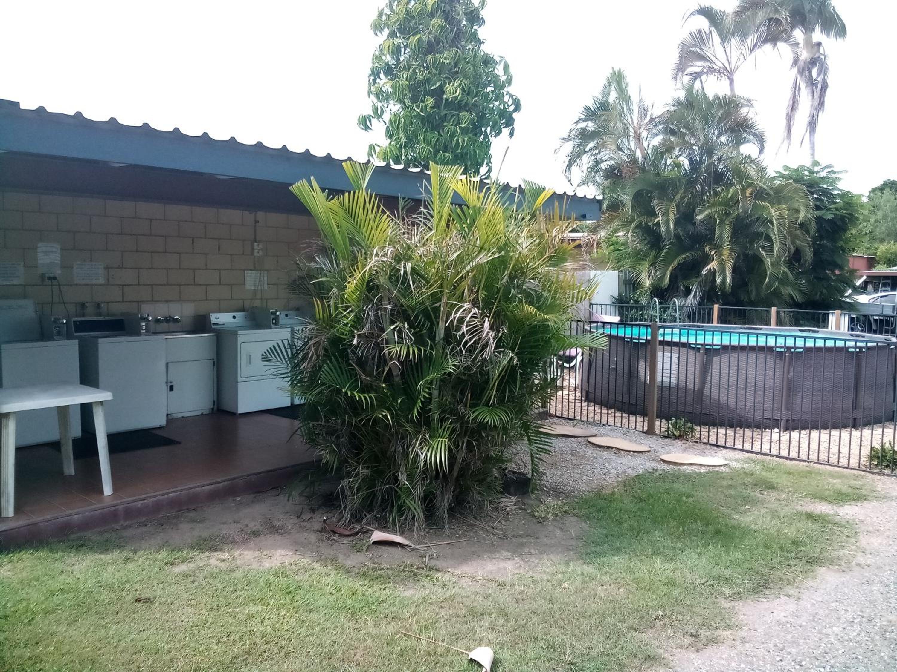 Bushchooks Travellers Village