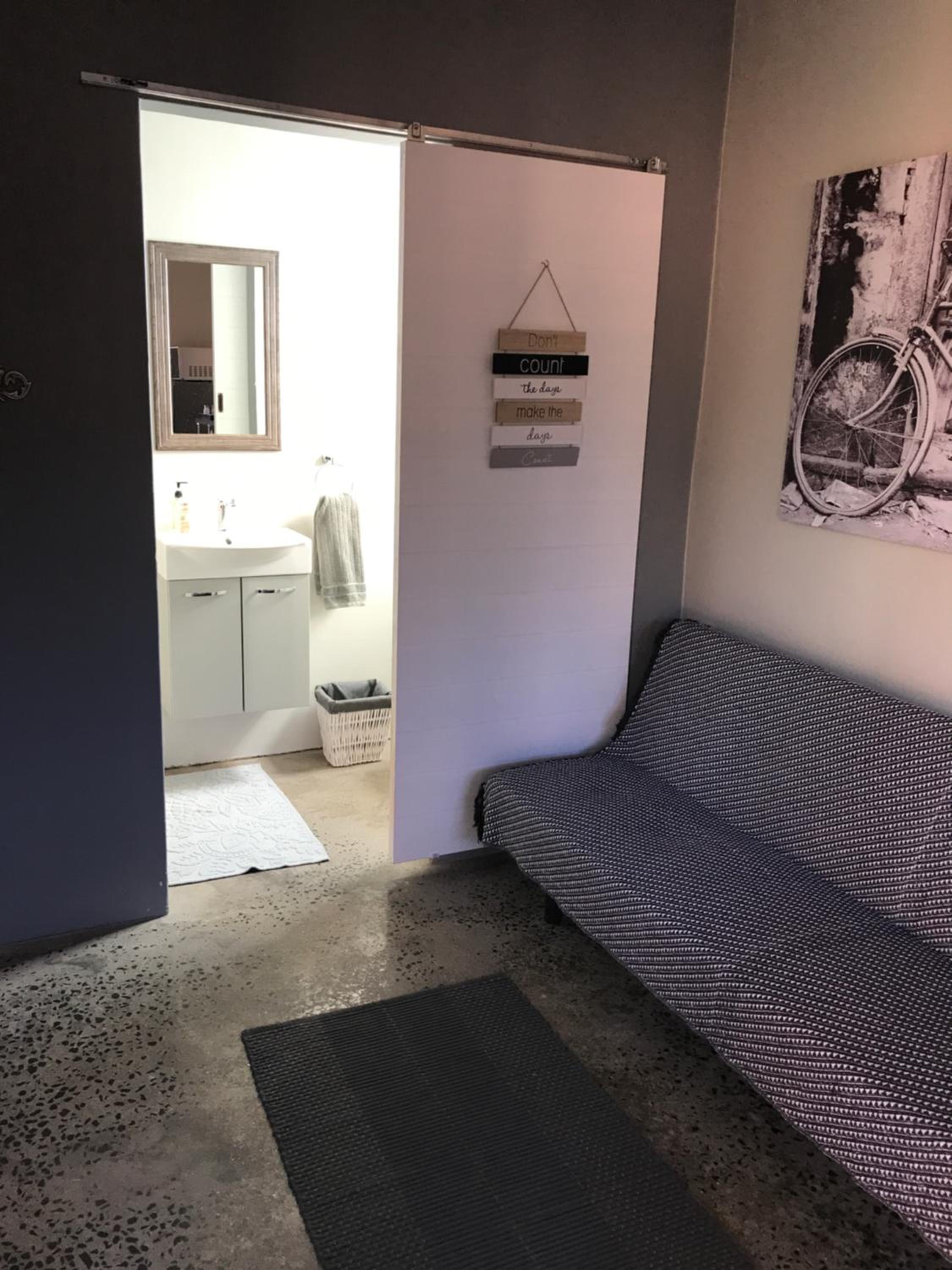 28 La Rochelle view 3
