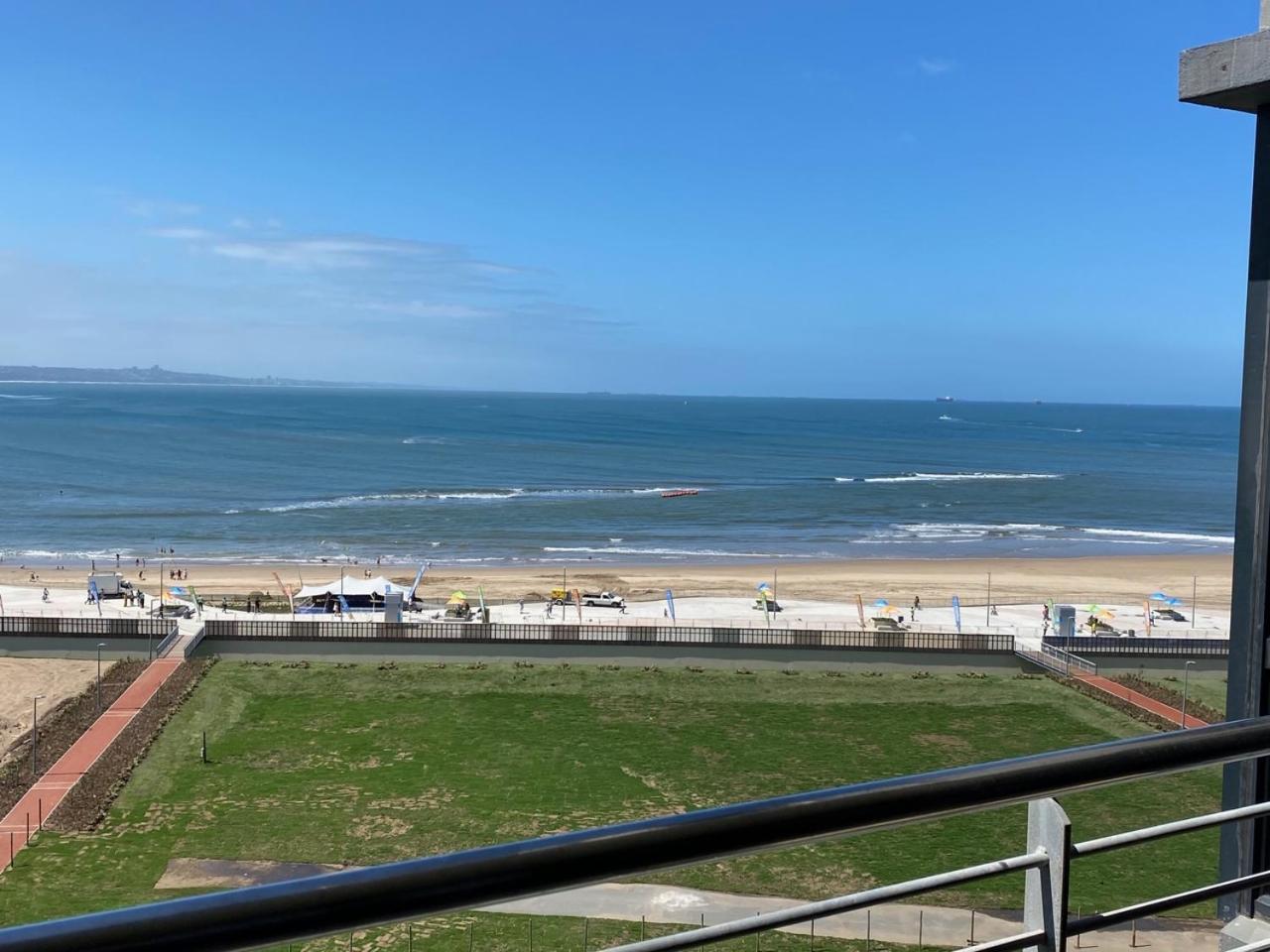 Quayside 1001 Durban Point view 4