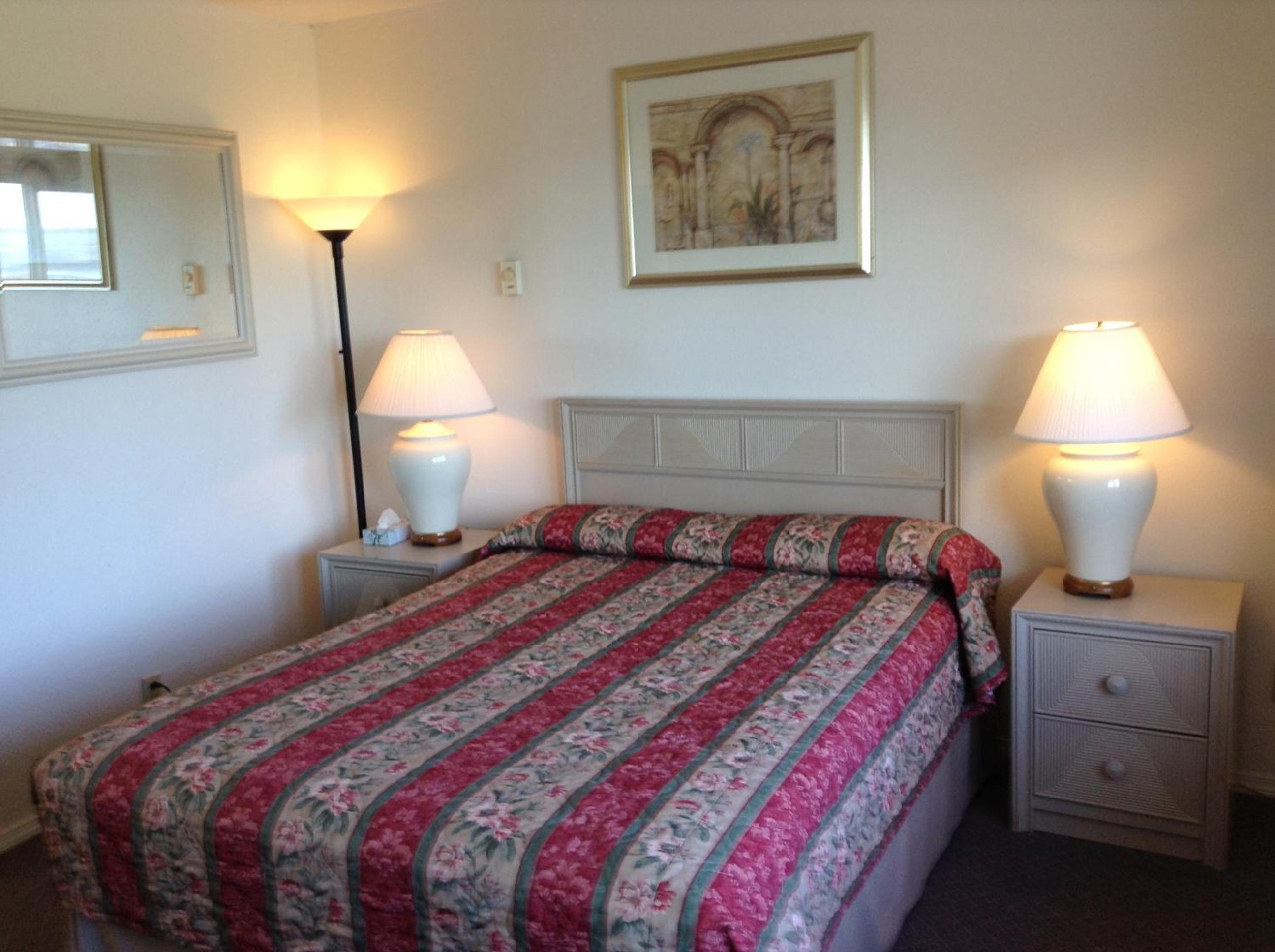 Front Street Inn