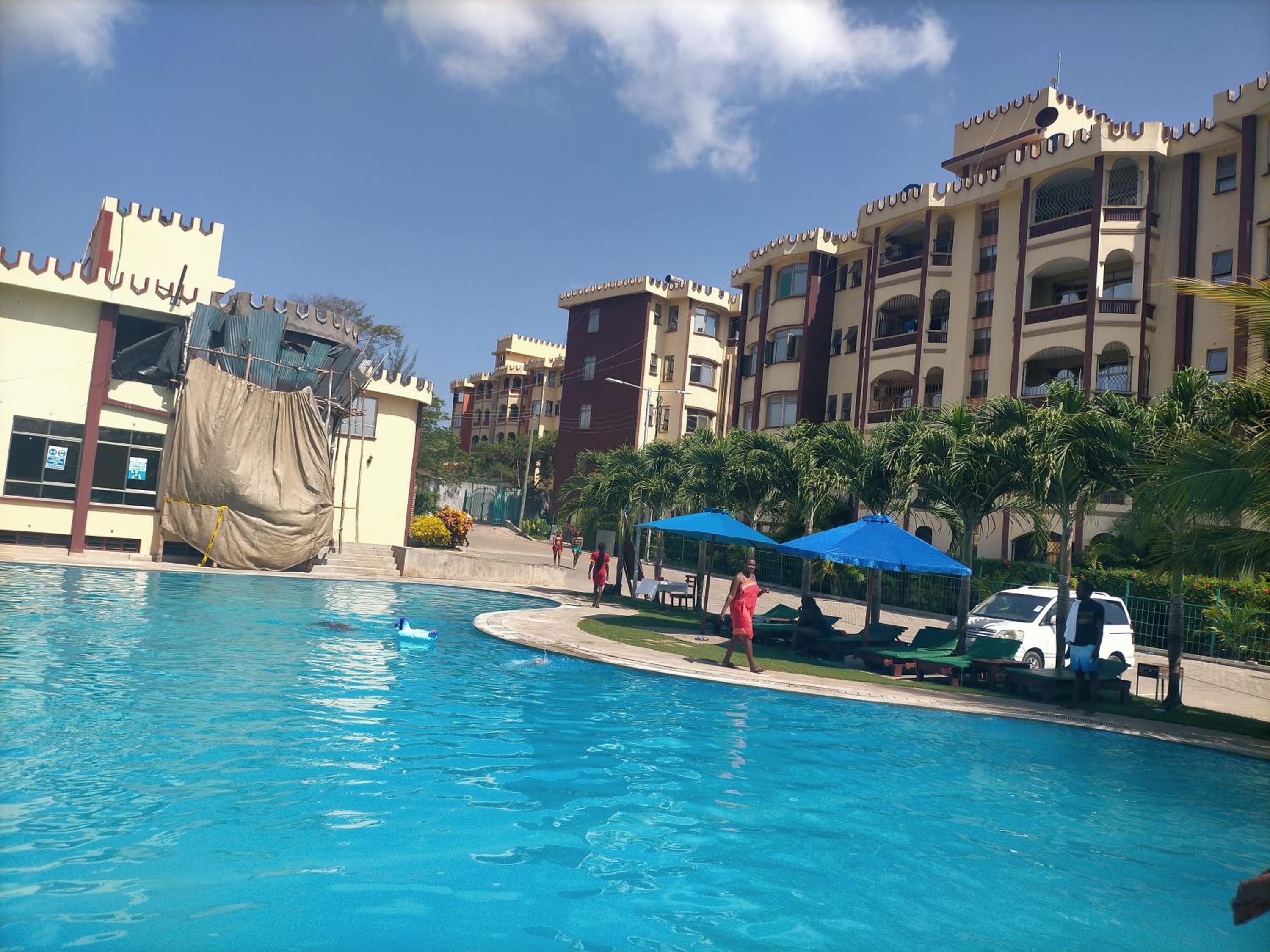 Sunset Fastcare luxury Apartments view 4