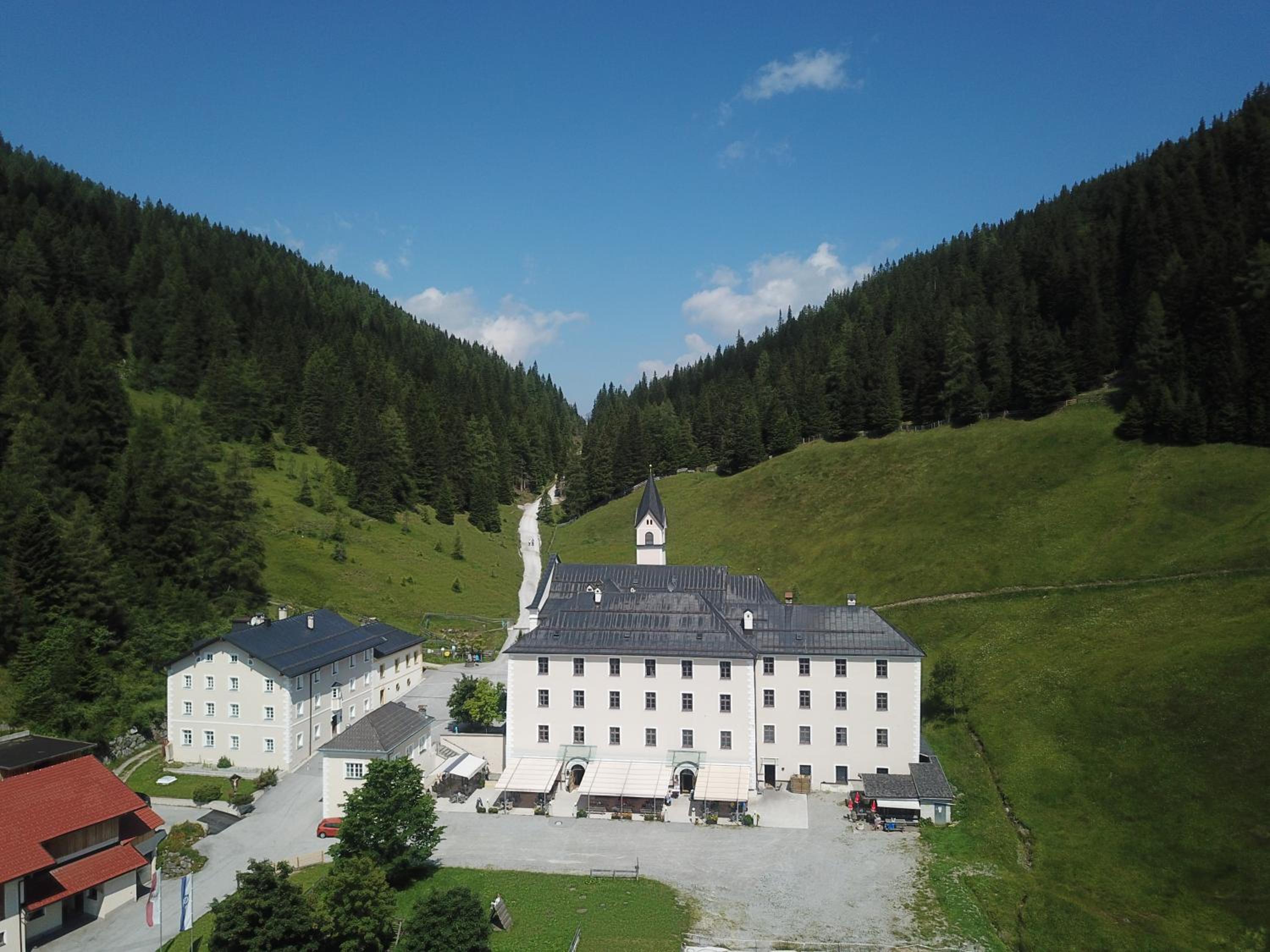 Waldrast Natur Resort