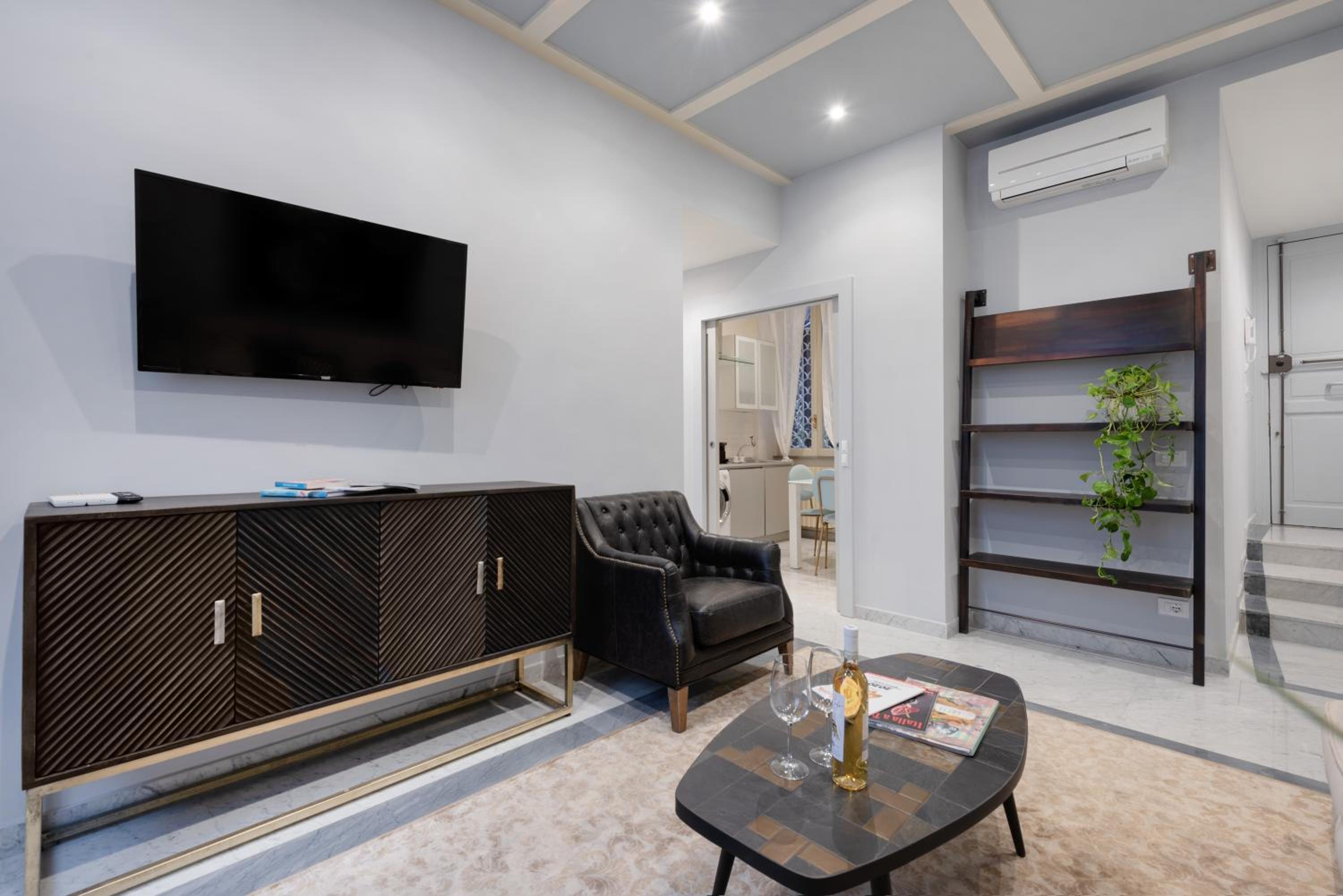 Divo Apartments - Spanish Steps