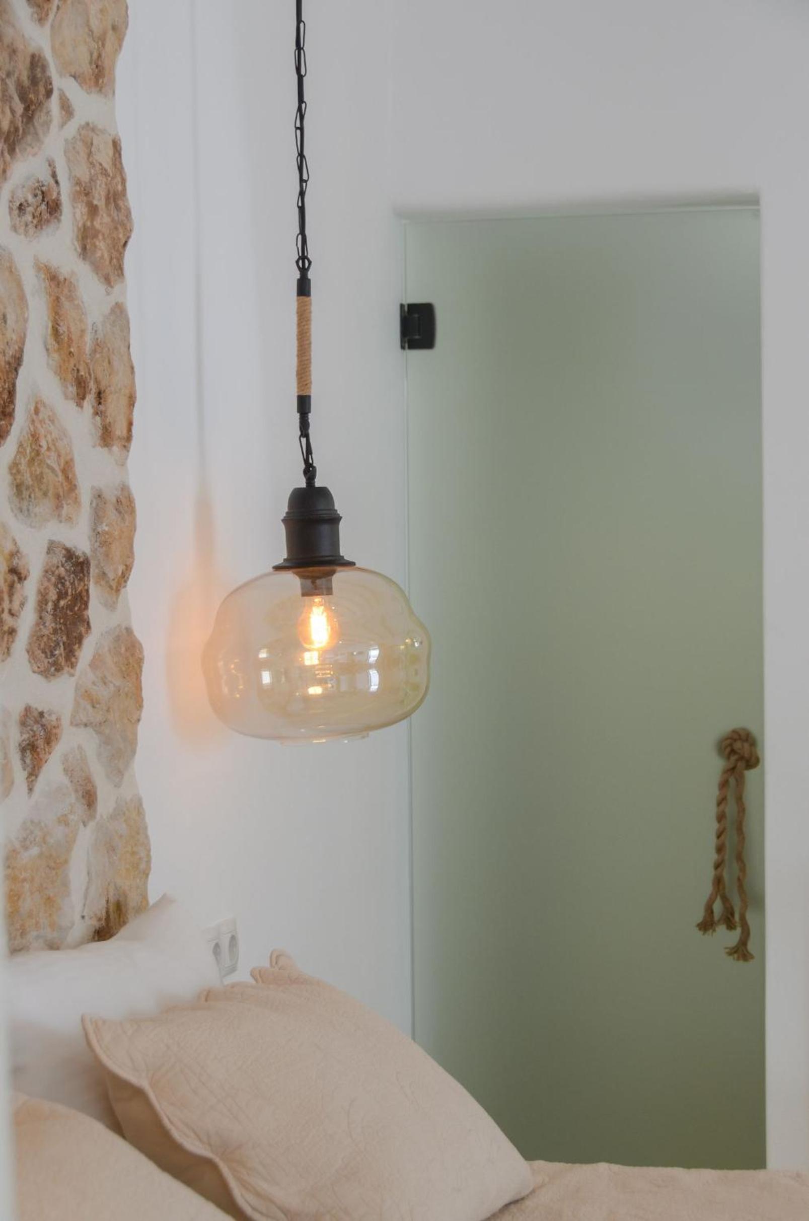 Aegean White Home