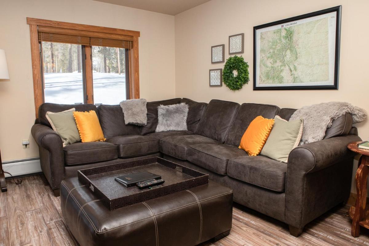 2225 Red Hawk Lodge condo view 4