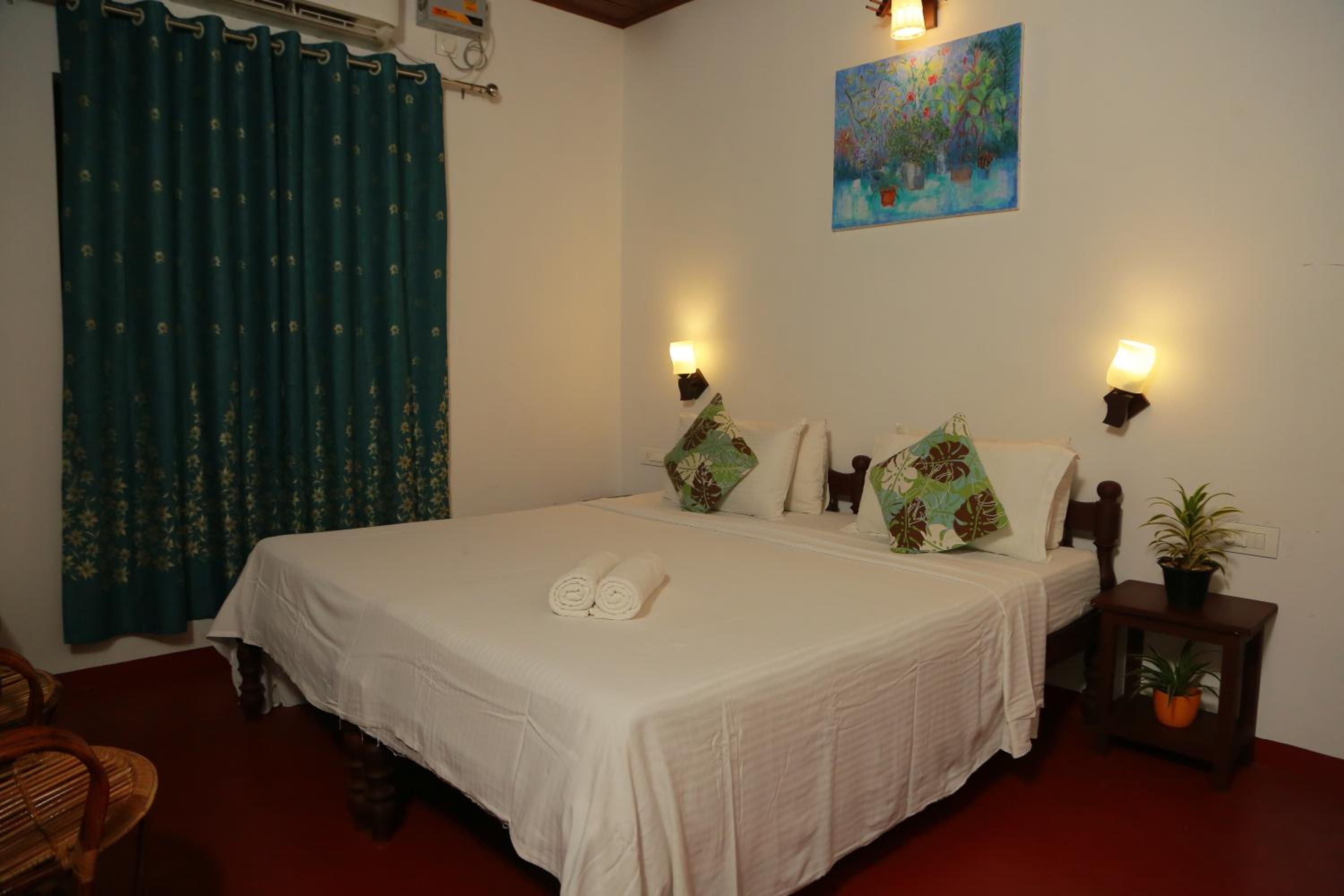 Marari Charlys Homestay