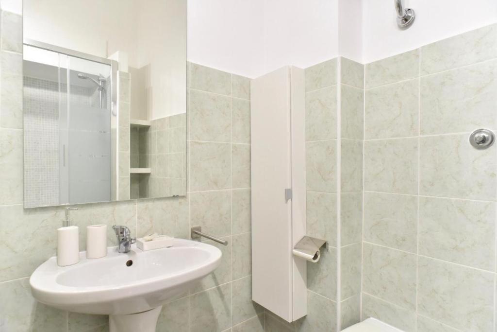 GuestHouse o Affittacamere Magenta Baylon Suite