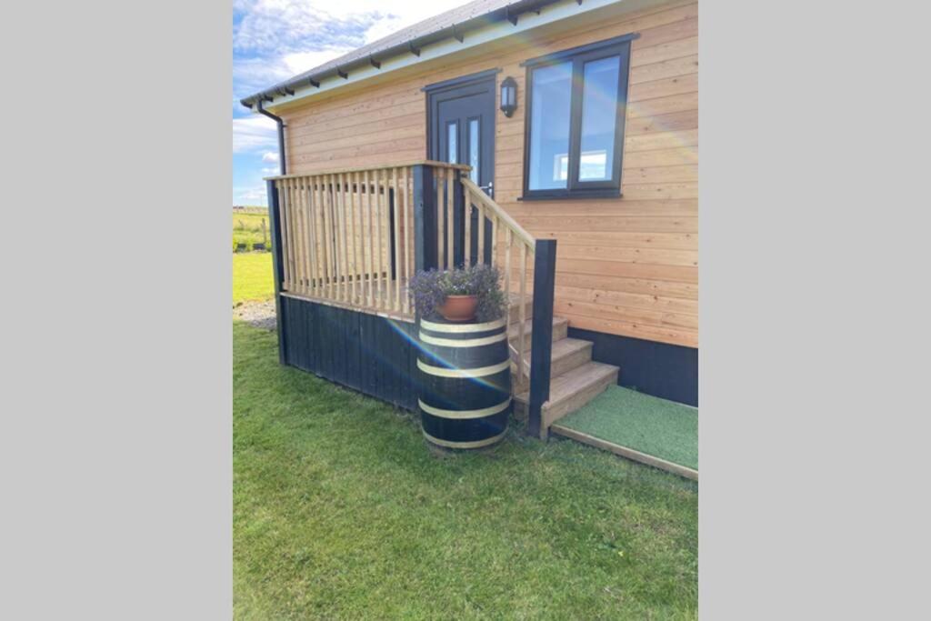 The Gallafield, Self Catering Bungalow , Stornoway view 3