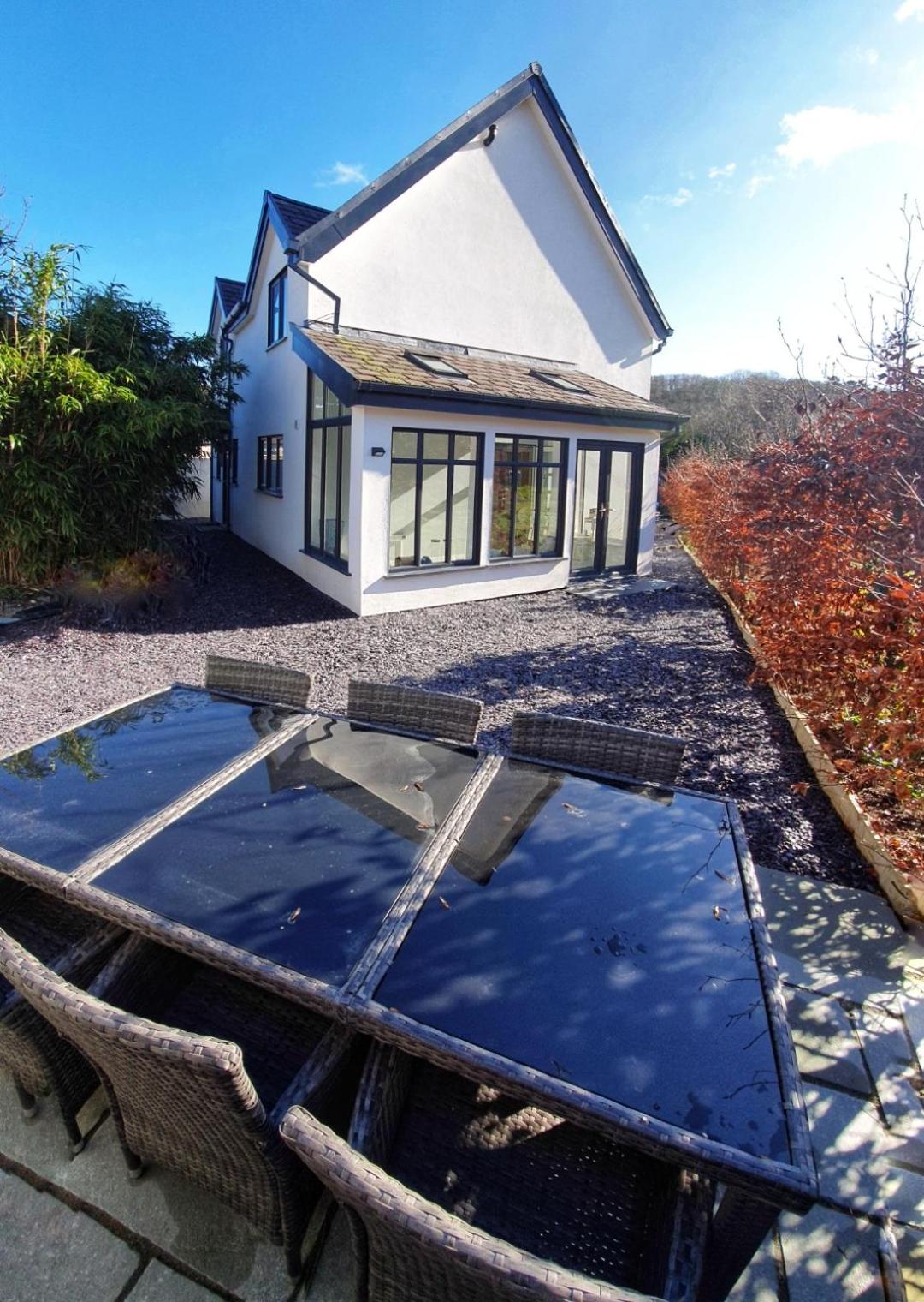 Yr Hen Berllan in the Beautiful Rowen view 5