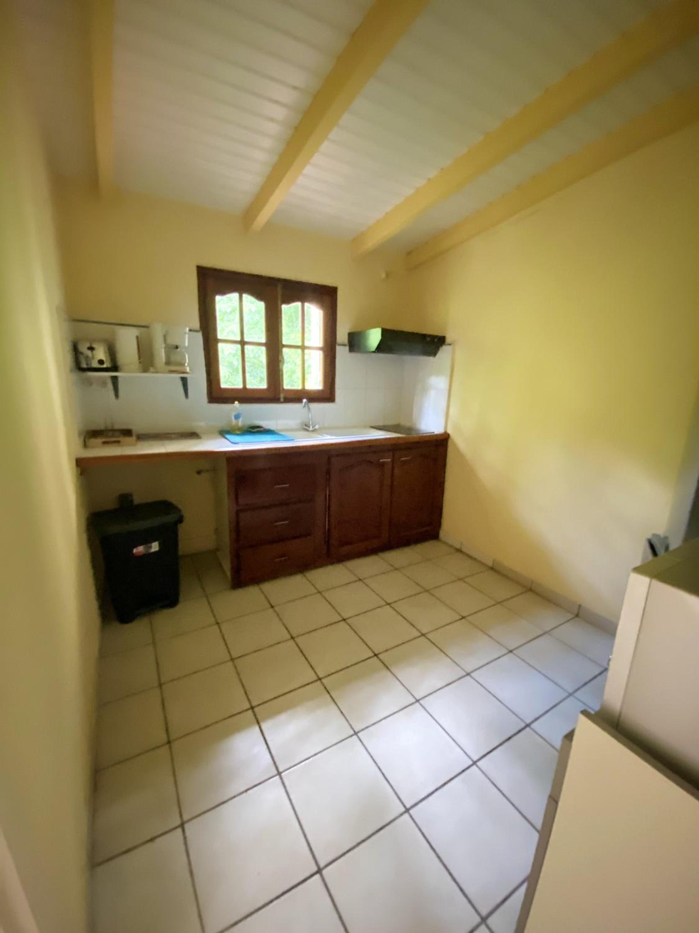Appartement lumineux à Pointe-Noire avec piscine partagée view 2