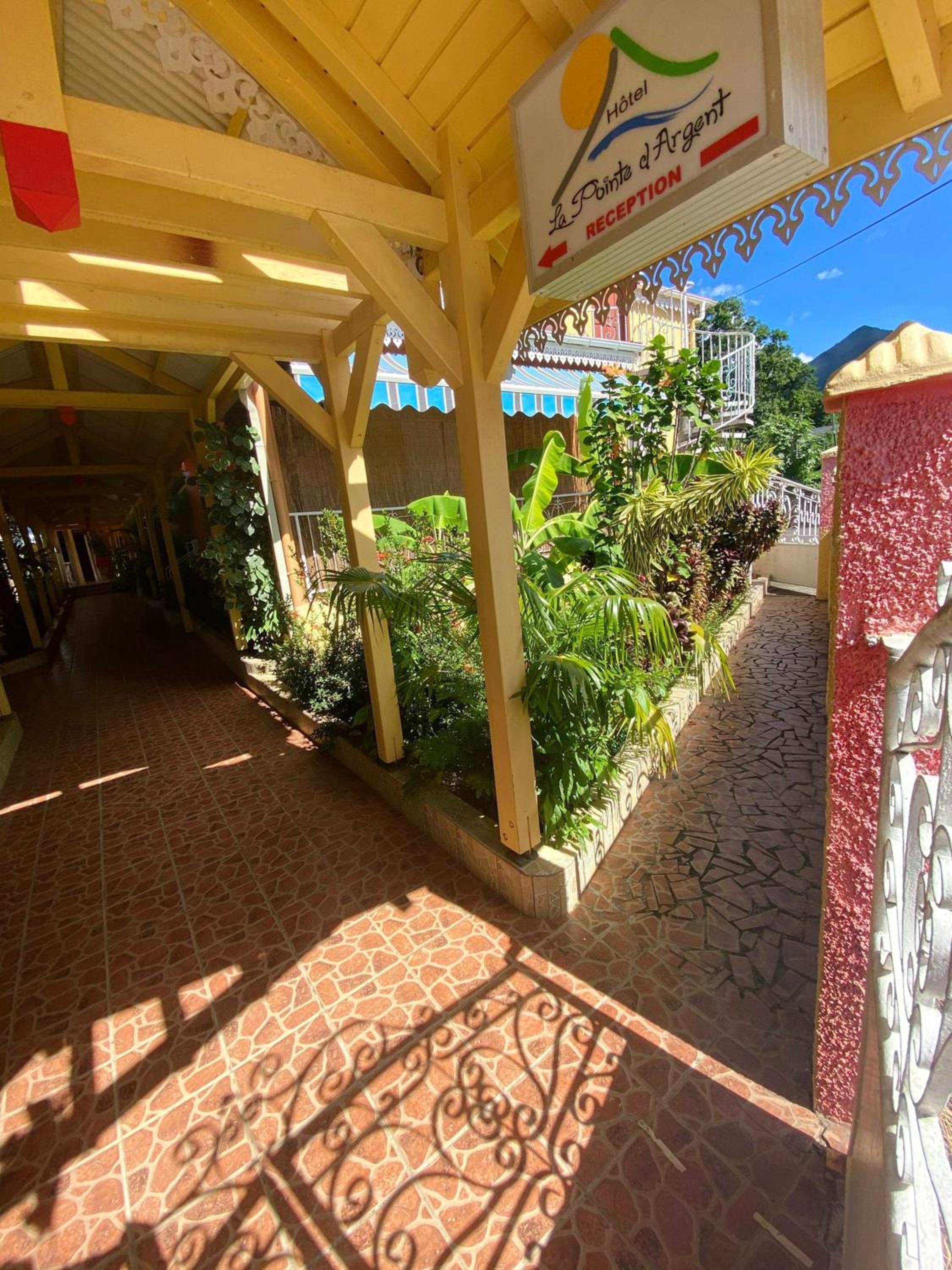 Appartement charmant à Pointe-Noire - Piscine et Jacuzzi - 54 m²