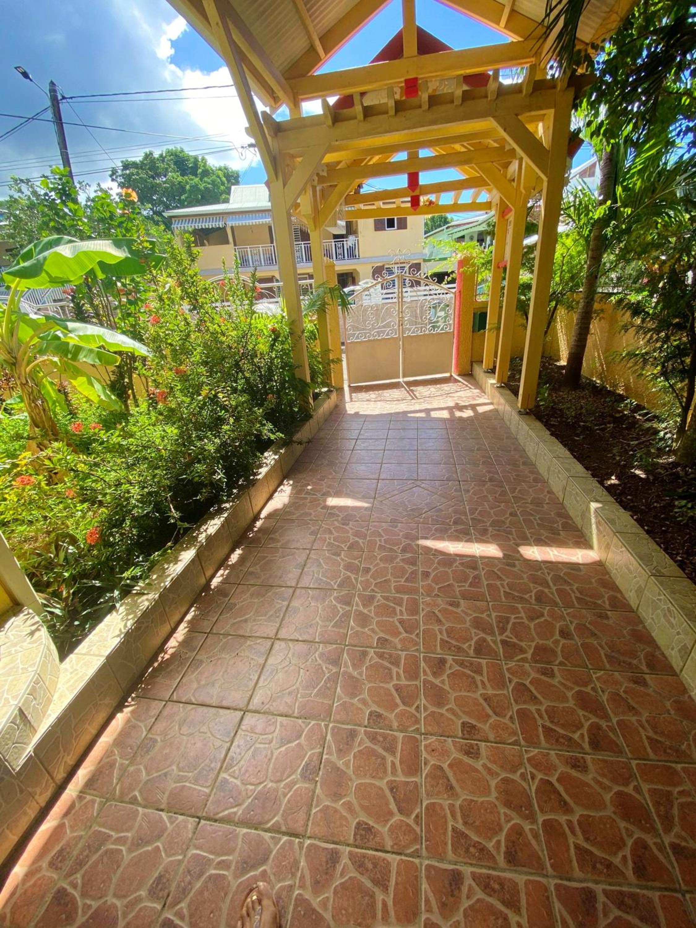 Appartement charmant à Pointe-Noire - Piscine et Jacuzzi - 54 m²