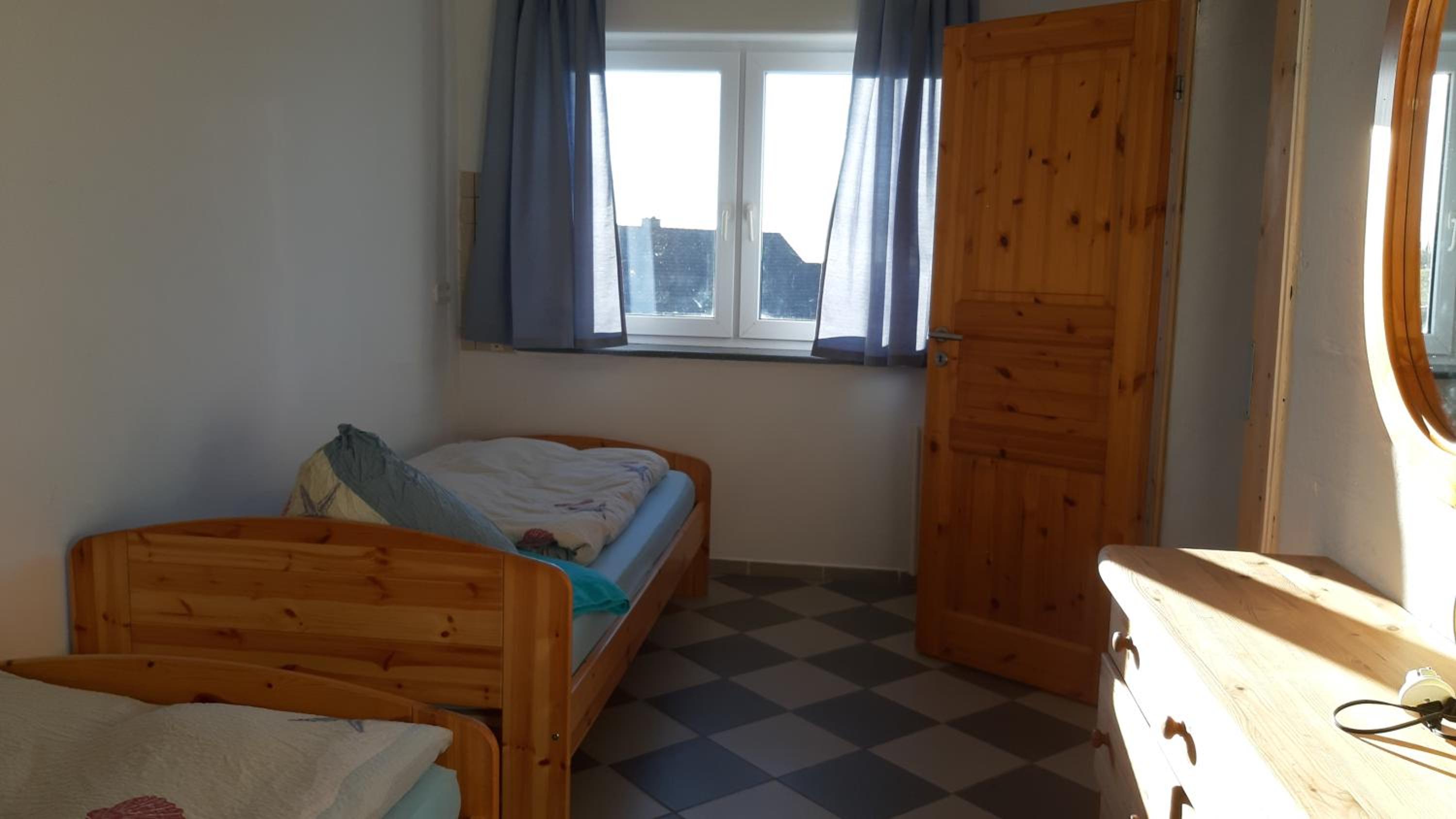 5 Ferienwohnungen nähe Badesee mit Bergblick
