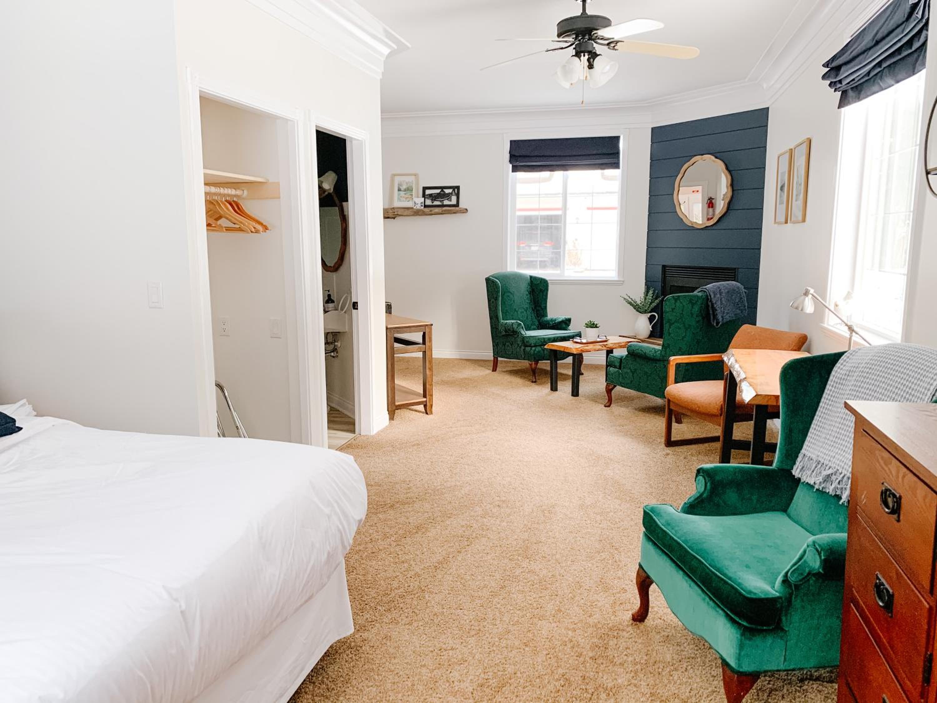 The Inn at the Ninth Hole Bed & Breakfast