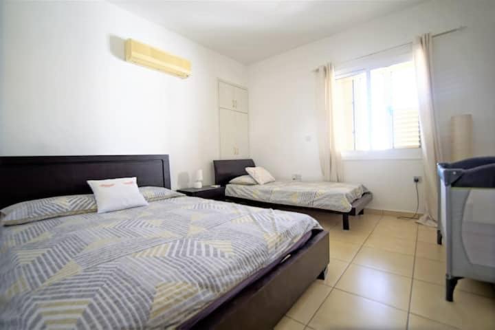 Sunshine spacious apartment view 5